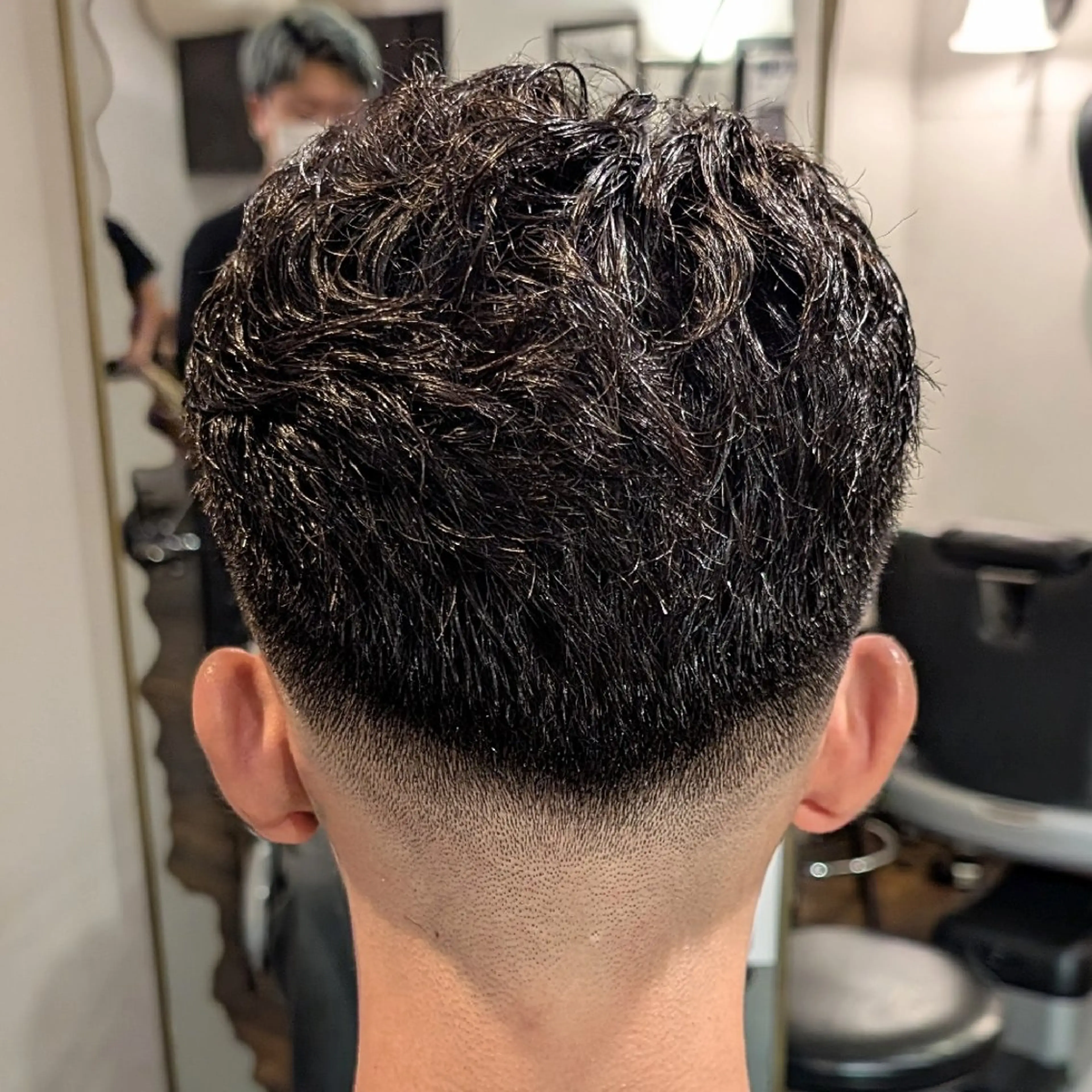 ショート メンズ フェードカット メンズパーマ くせ毛 カット ヘアセット VOICEbarber高野店所属・今井 杏星 【フェー ド/セット/パーマ】のヘアスタイル