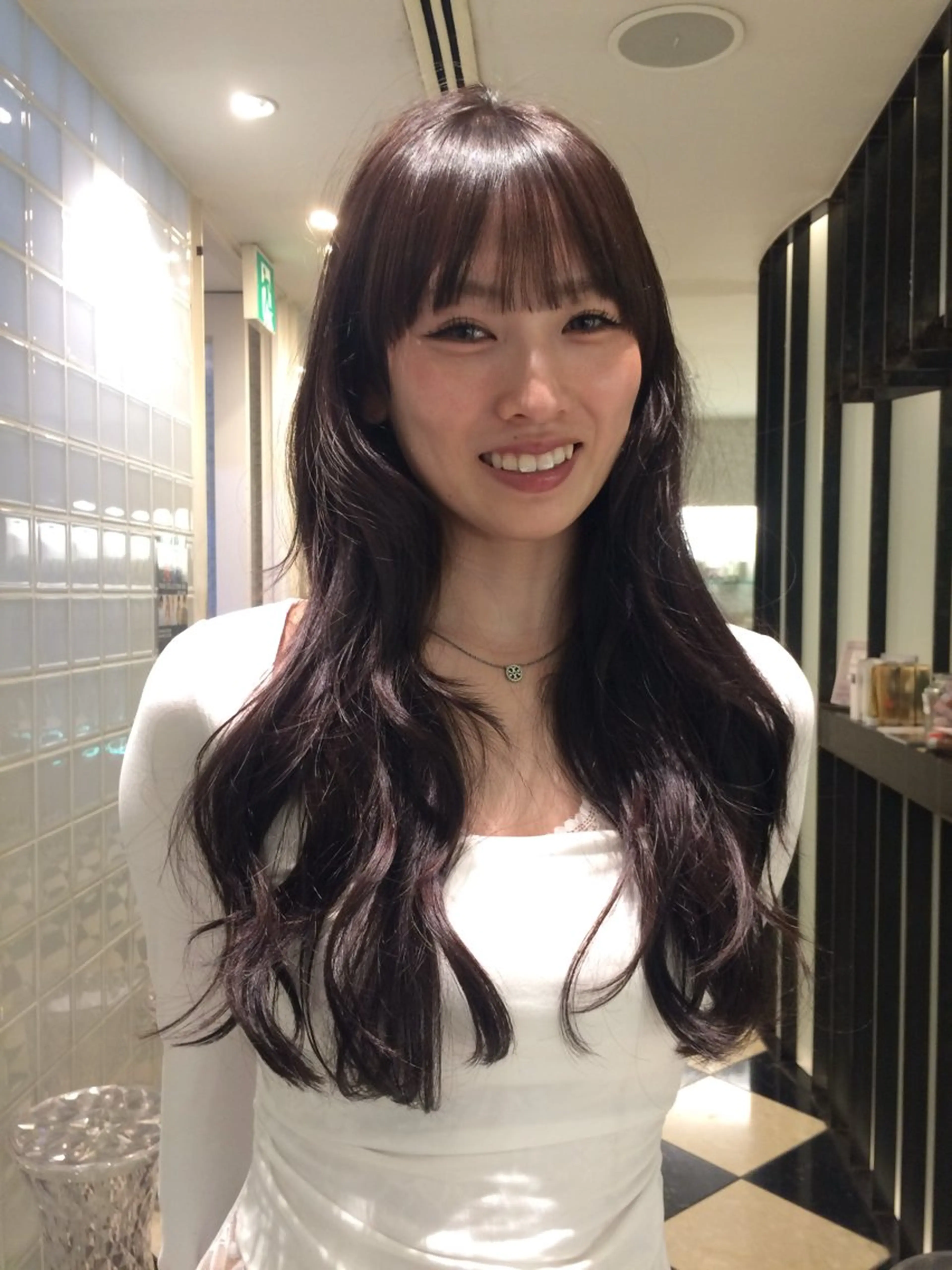 ロング カット ヘアカラー トリートメント 大久保 桃夏のヘアスタイル