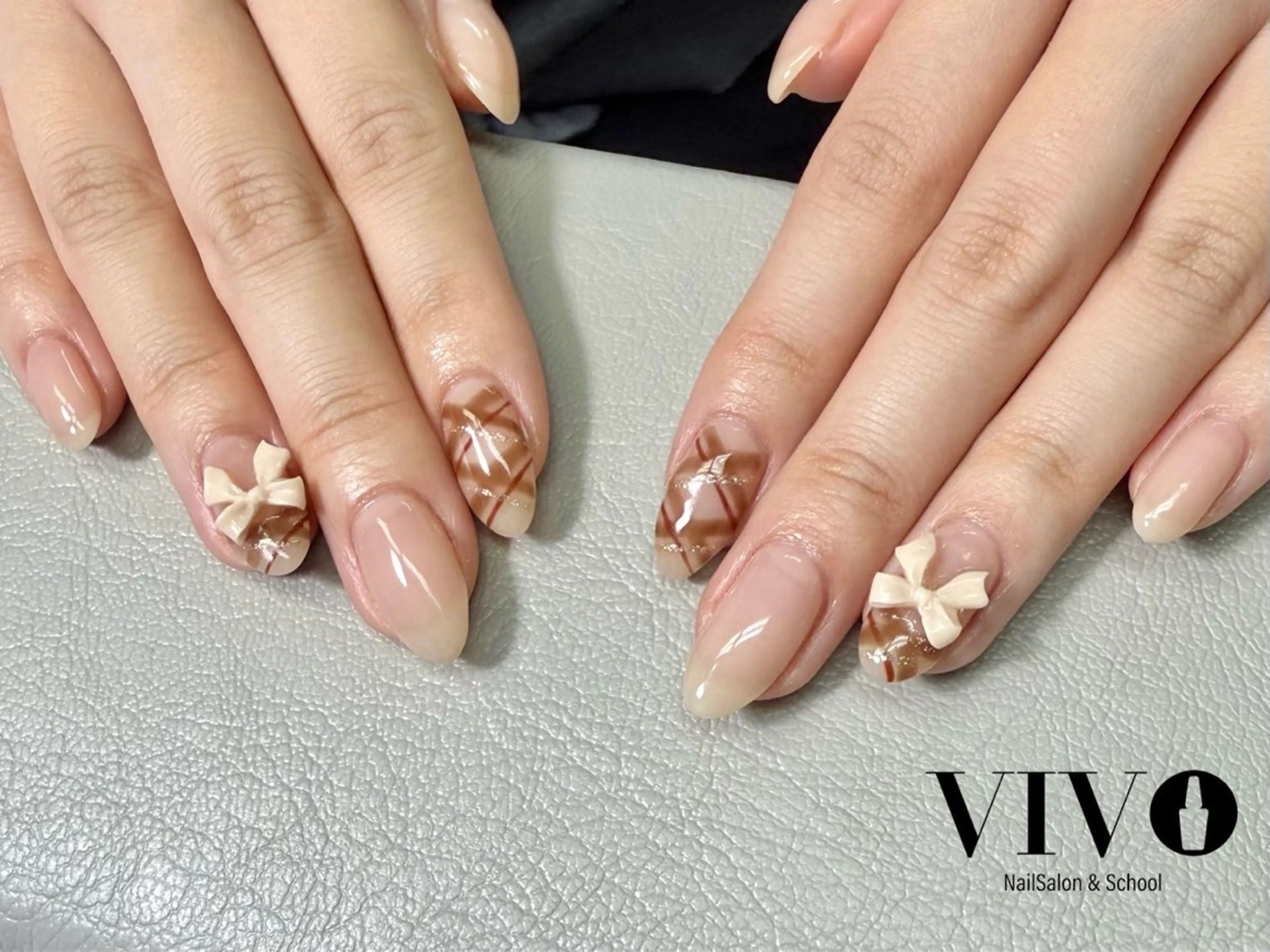 ネイル リボン ハンドネイル VIVO 可児店所属・NailSalon VIVOのネイルデザイン