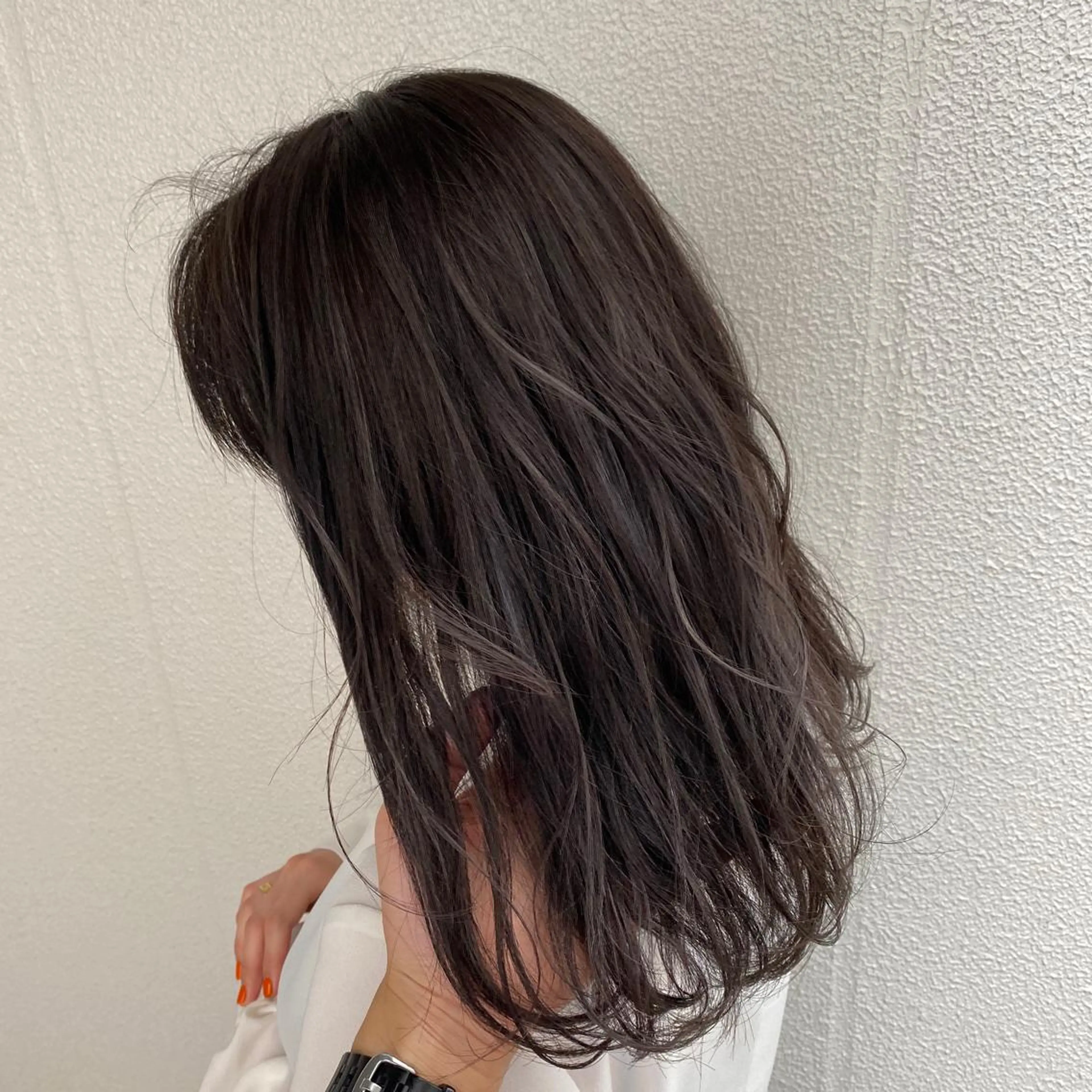ミディアム ハイライト ヘアカラー イシカワ エリナのヘアスタイル