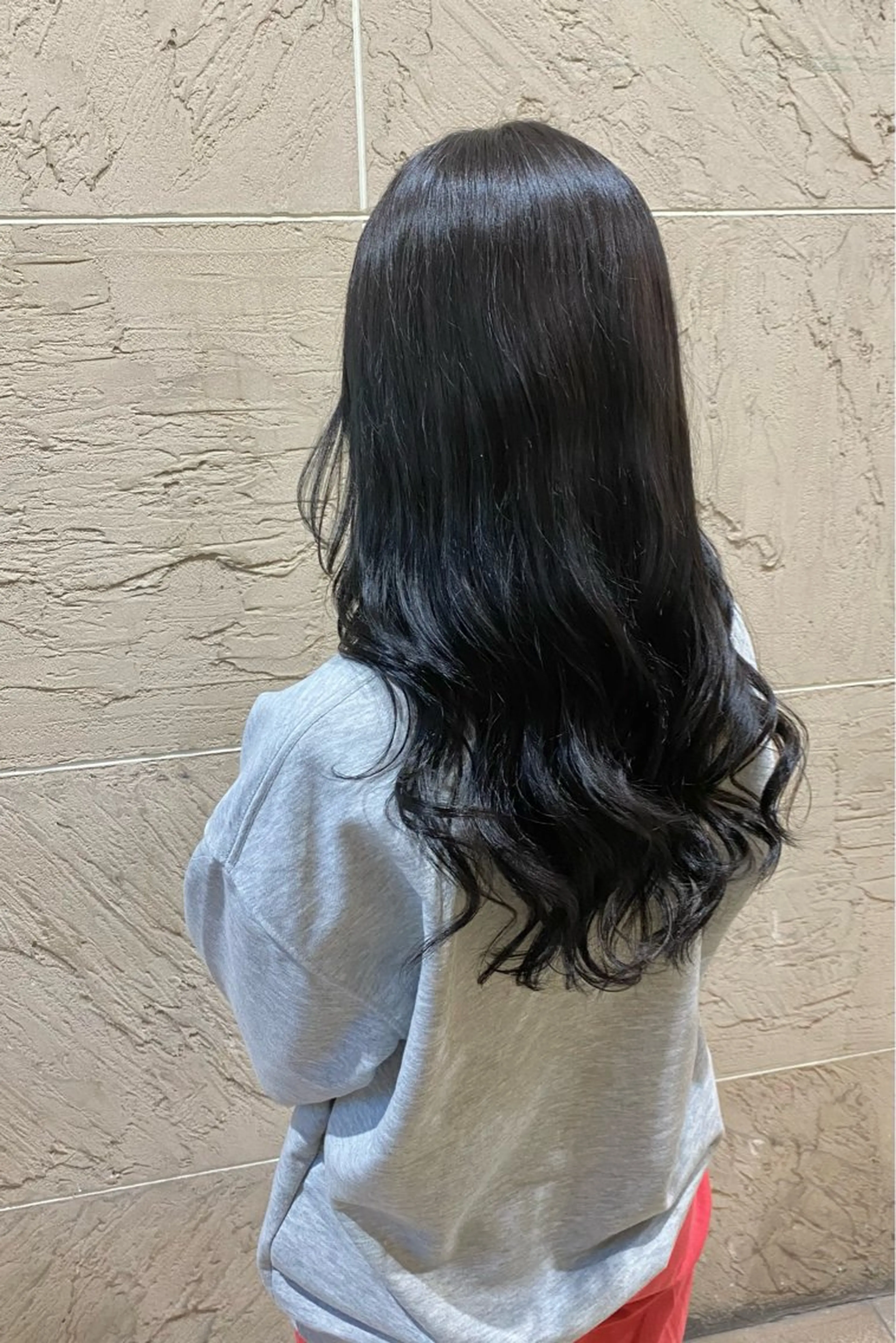 ロング カラー 菊地 紗矢のヘアスタイル
