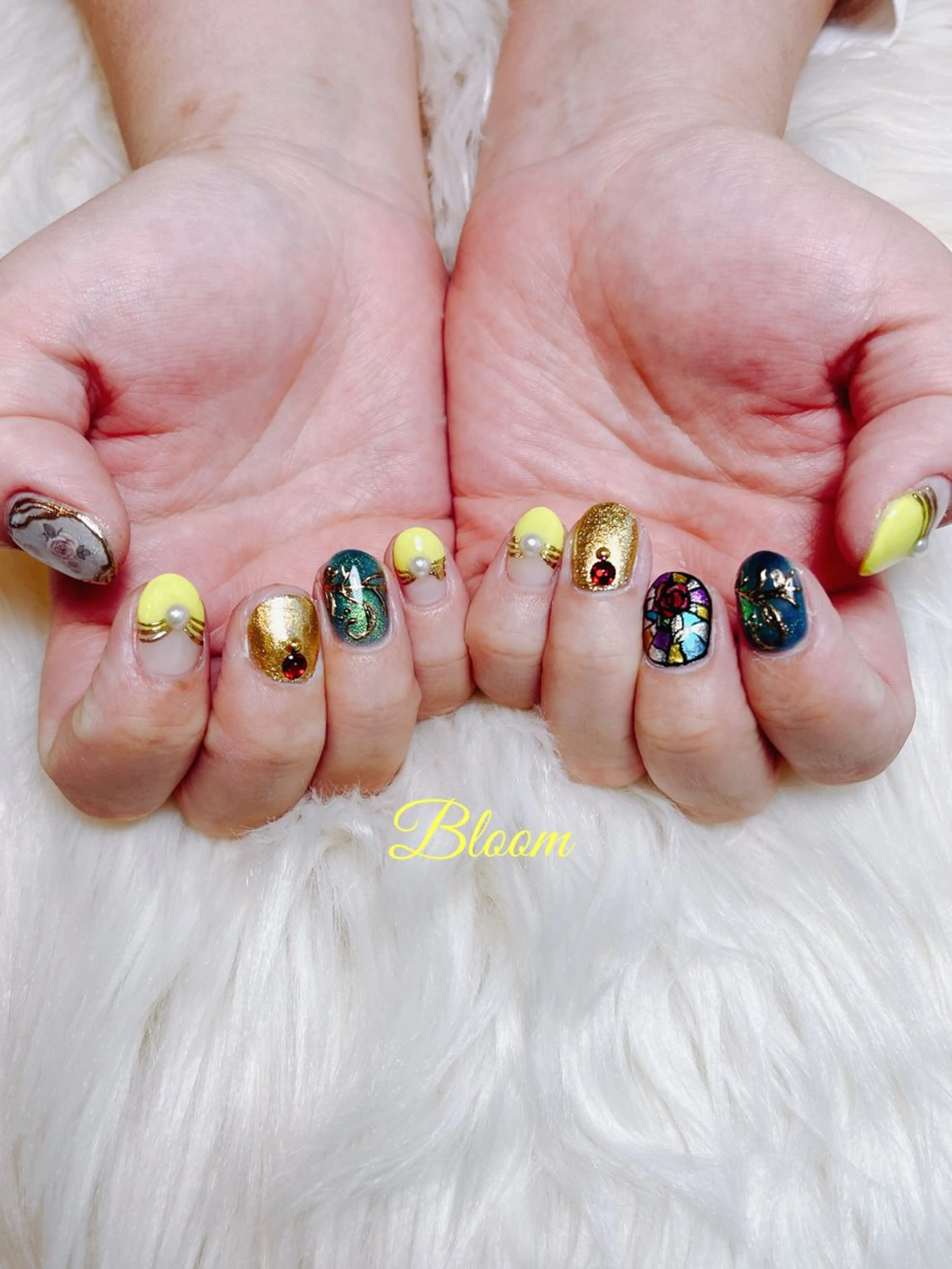 ネイル アートネイル ジェルネイル キラキラネイル マグネットネイル 持ち込み ハンドネイル Bloom Nail Salonのネイルデザイン