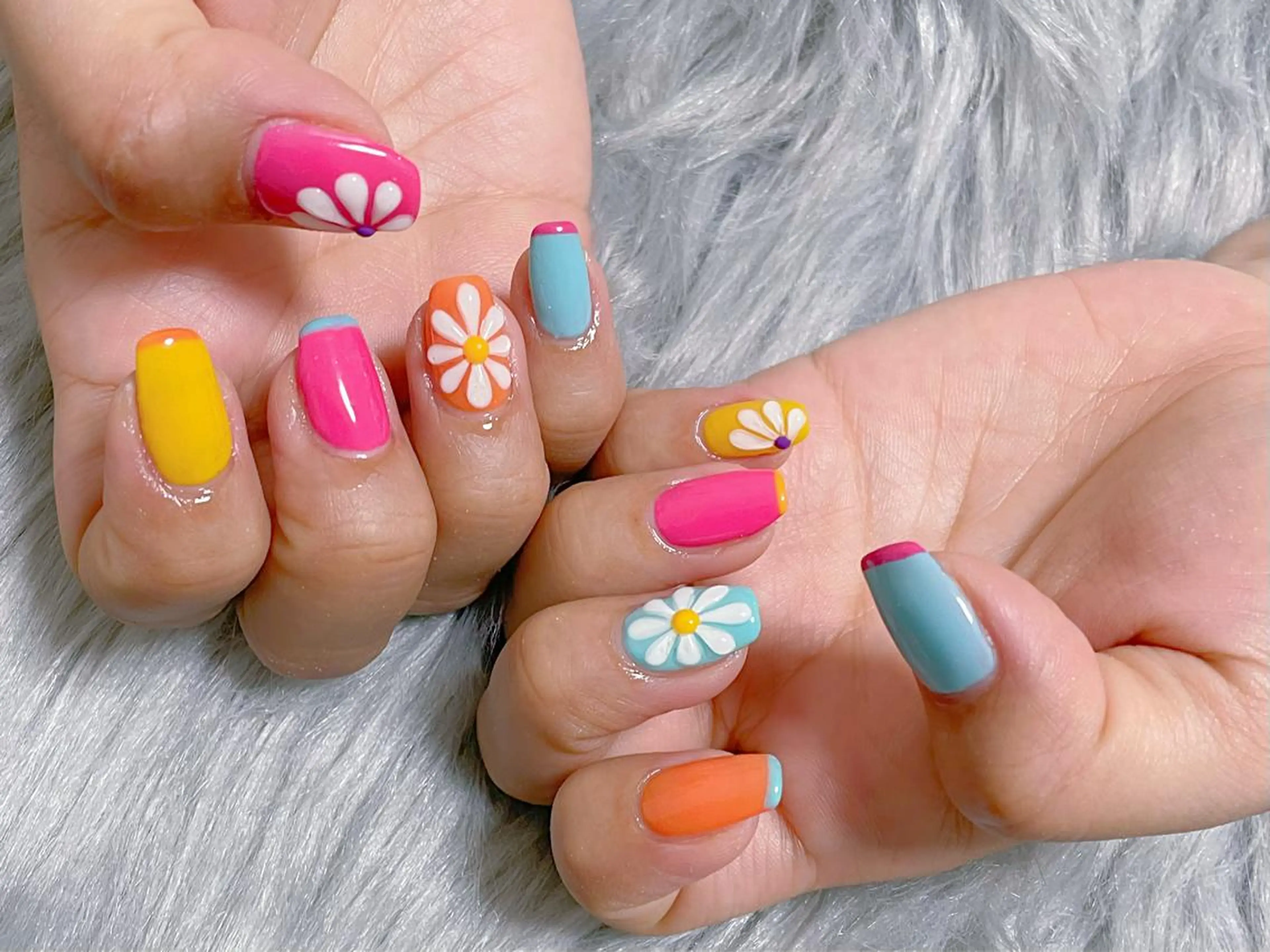 ネイル アートネイル フラワーネイル ミラーネイル ぷっくりネイル シンプルネイル Nina's nailのネイルデザイン