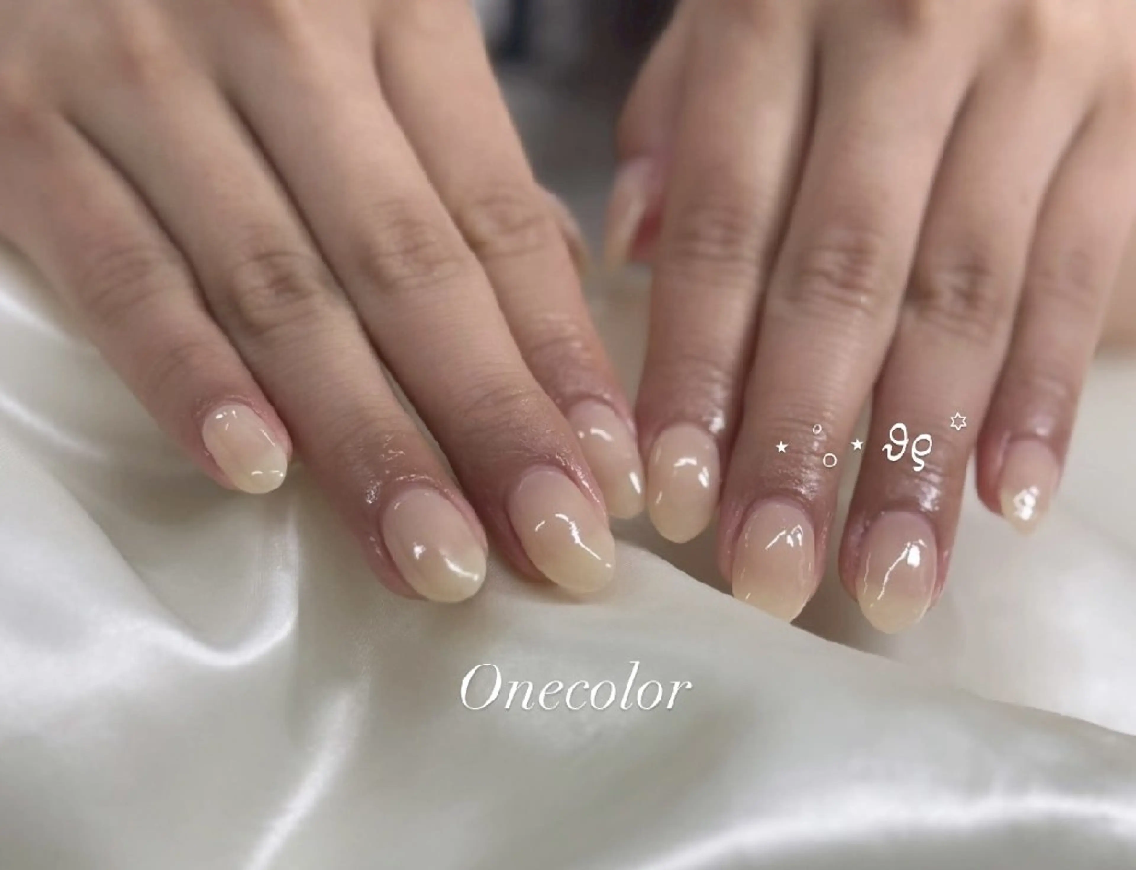 【練習モデル】オフなしワンカラーネイル🎀の写真