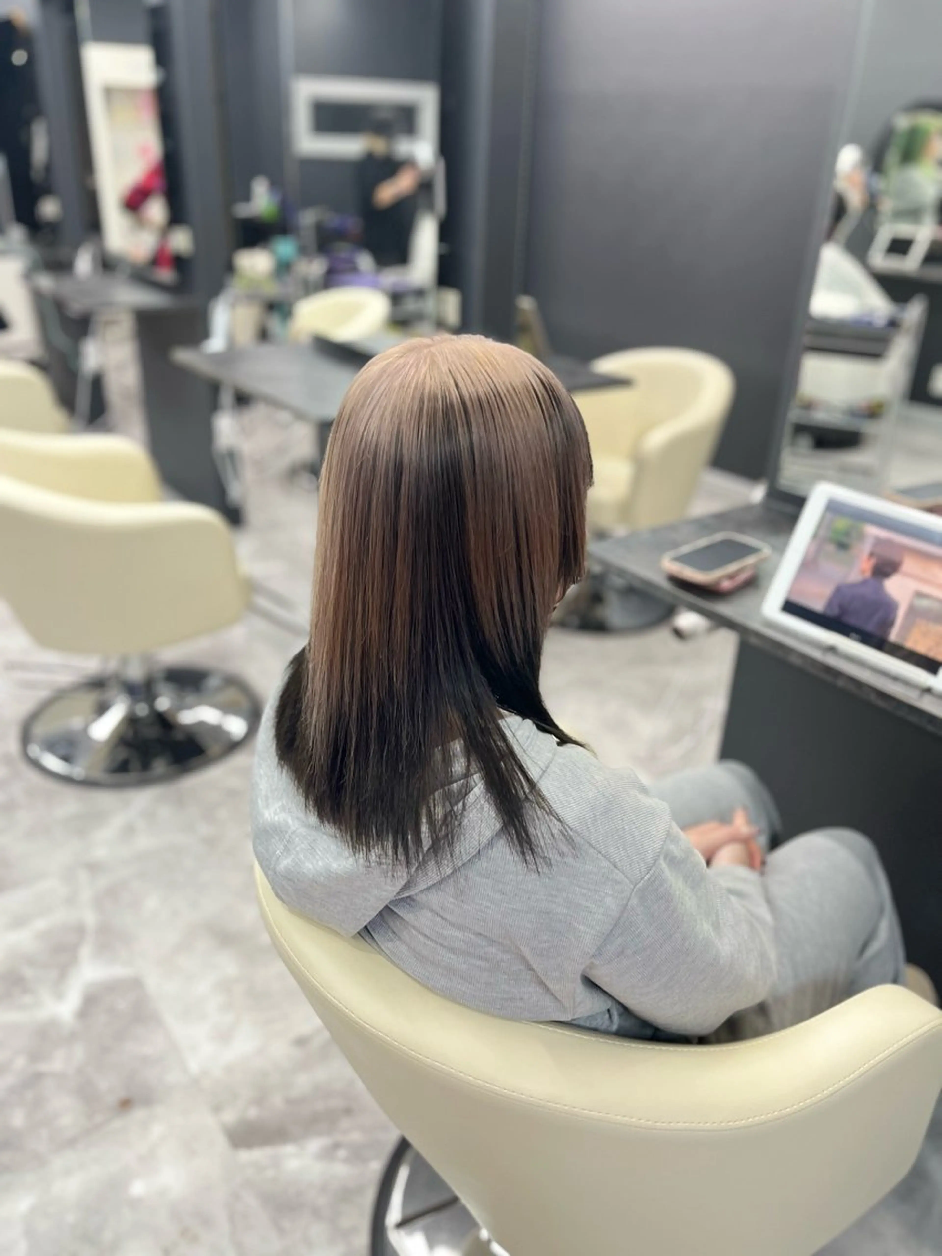 ミディアム ヘアカラー white.梅田所属・White梅田  ／ COCOのヘアスタイル