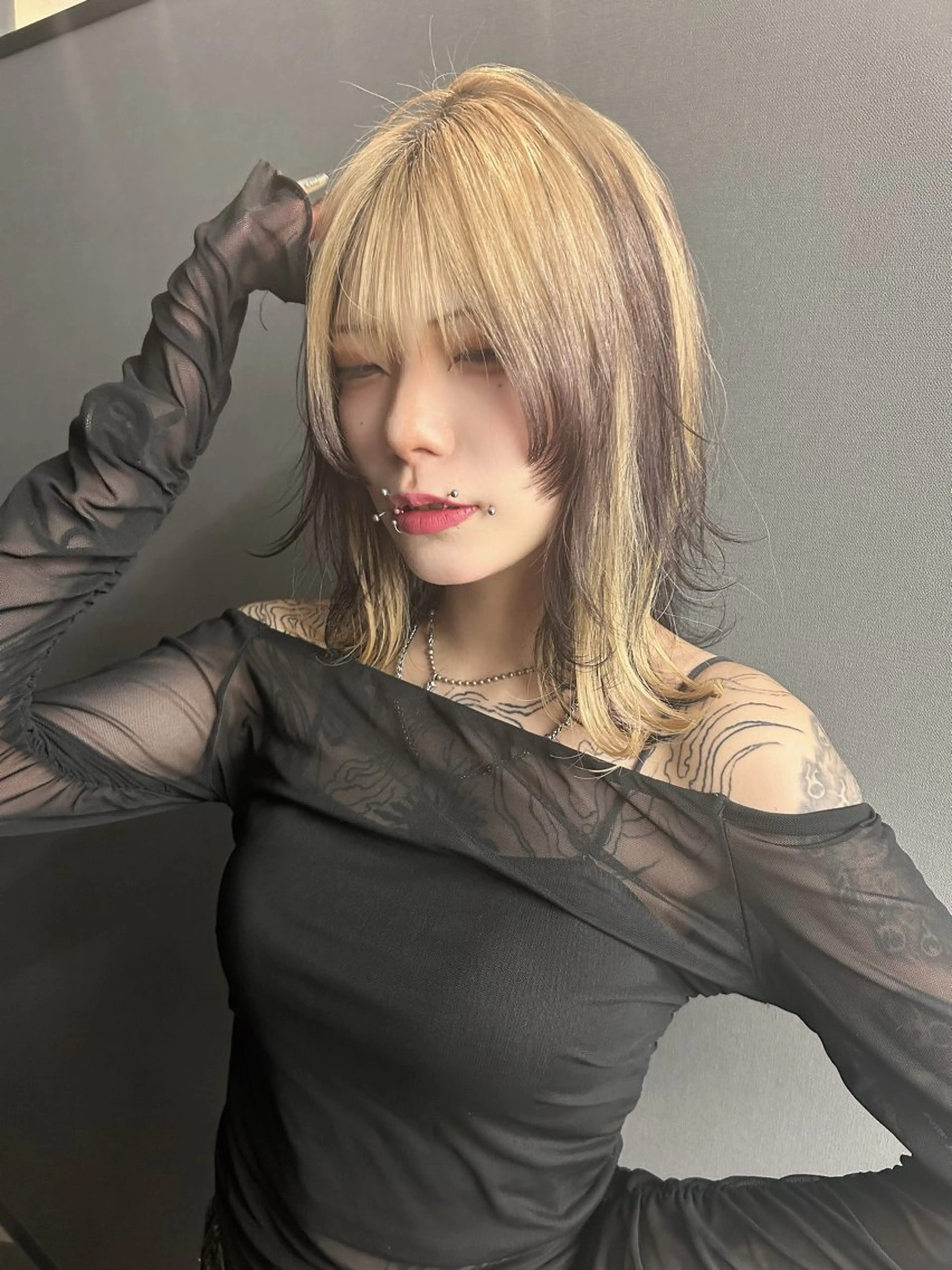 ミディアム sand osaka所属・きたやまこう /ウルフ/レイヤーのヘアスタイル