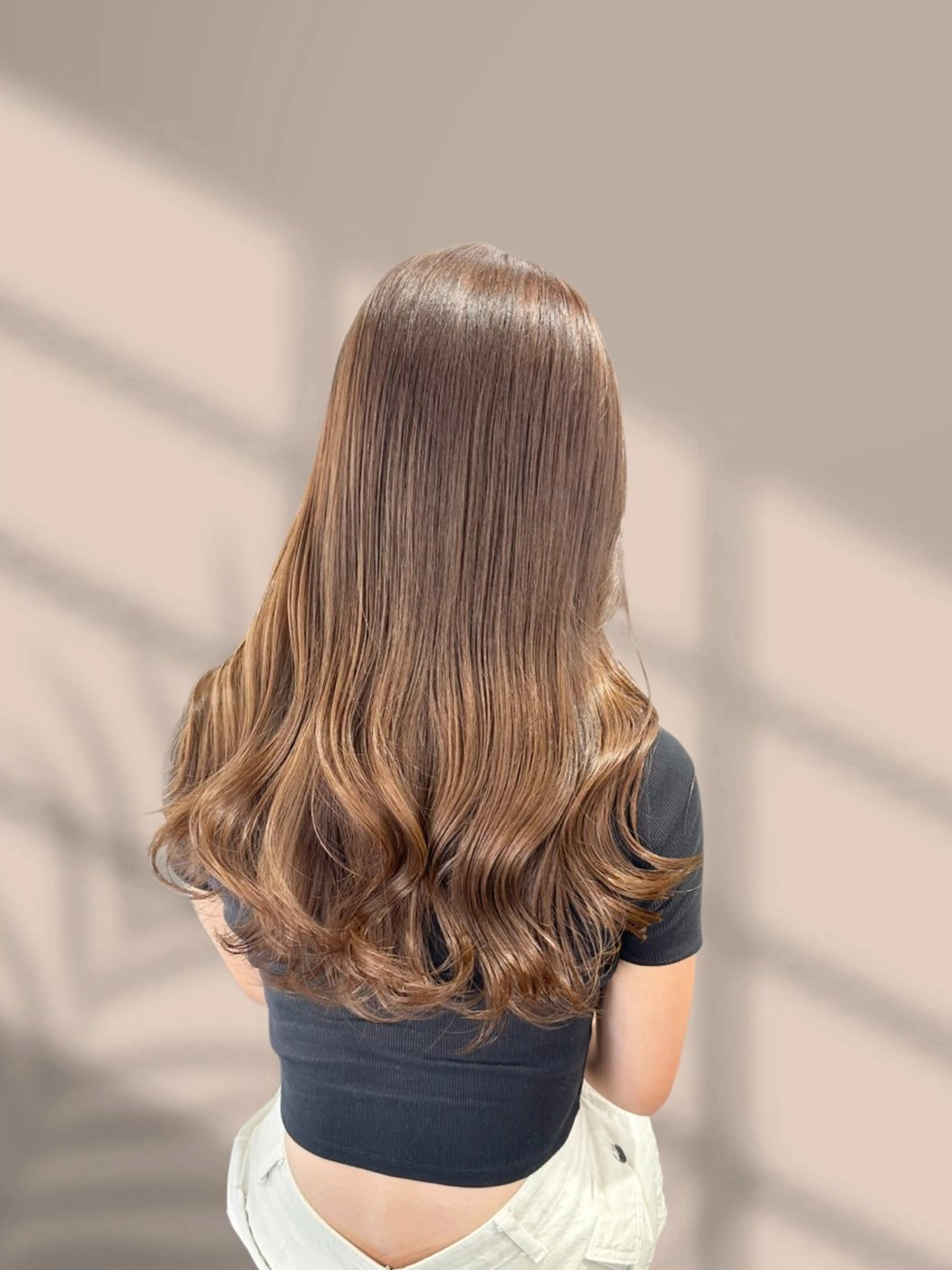 ロング カラー ヘアカラー トリートメント ヘアセット くすみミルクティー／ ブラウン🪡TOWAのヘアスタイル