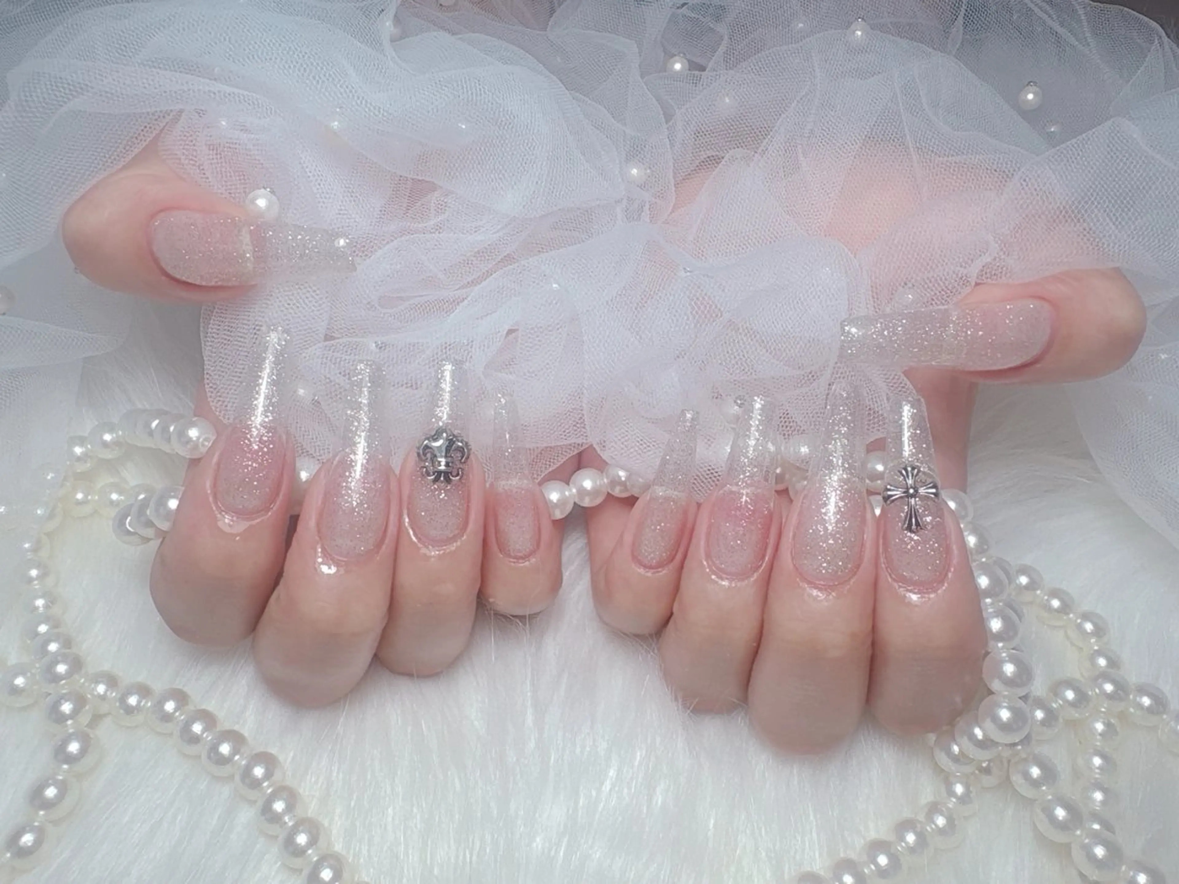 ネイル ハンドネイル CHARIS yunaのネイルデザイン