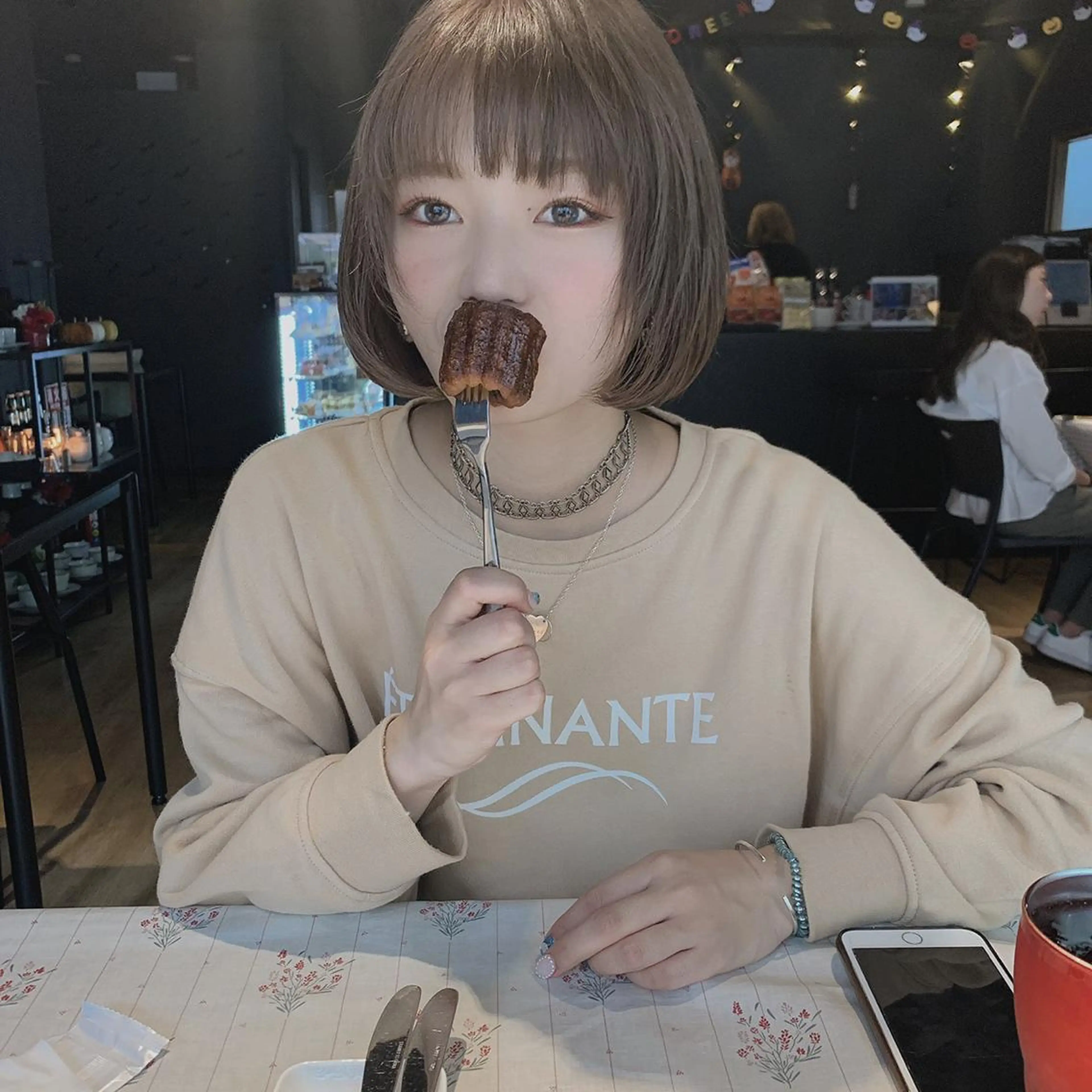 ショート カラー box mico. mutsumiのヘアスタイル