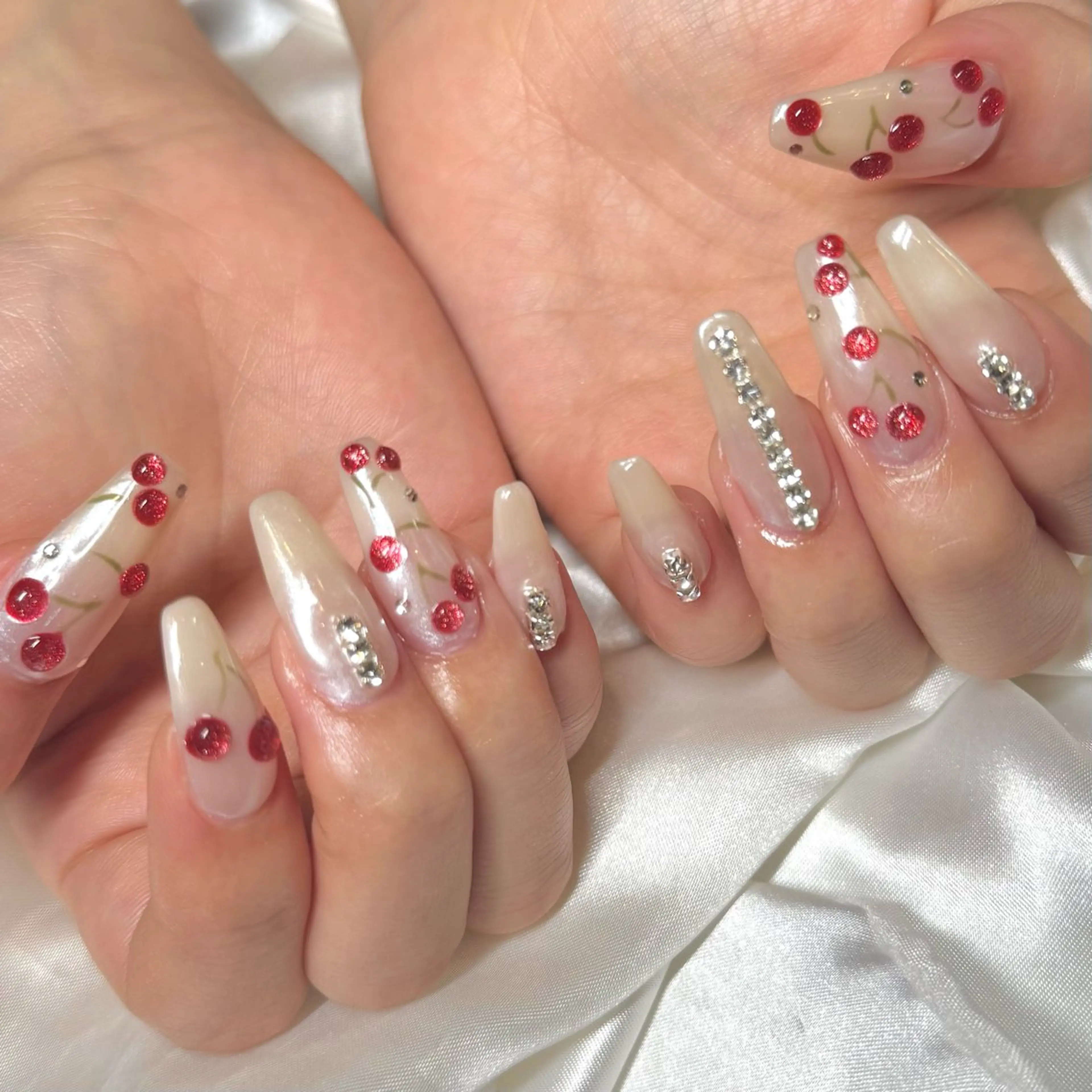 ハンド💅✨️【オフ込み】持ち込み120分アートコース💖✨️🌈の写真