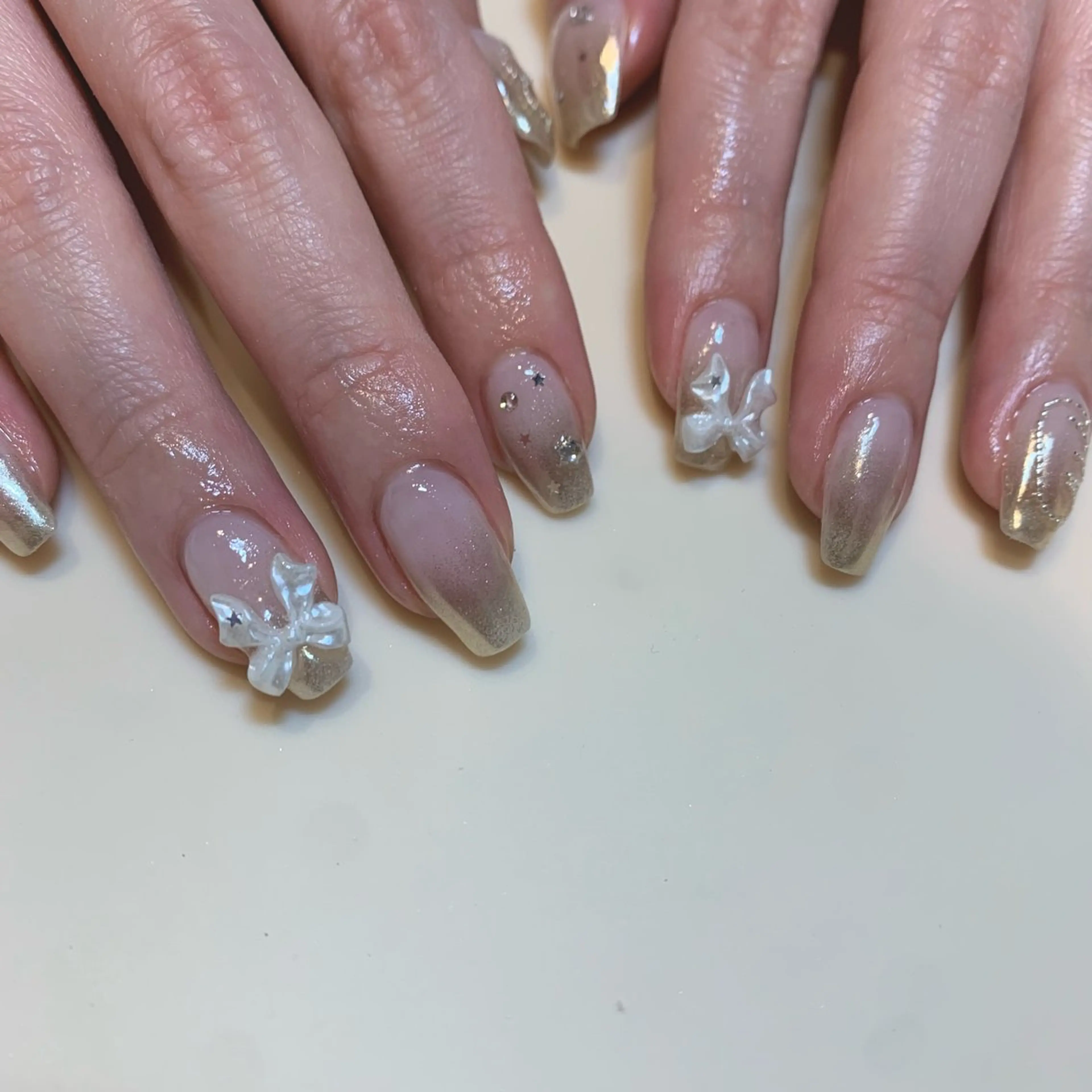ネイル share salon RURU所属・⭐︎ hiyoriのネイルデザイン