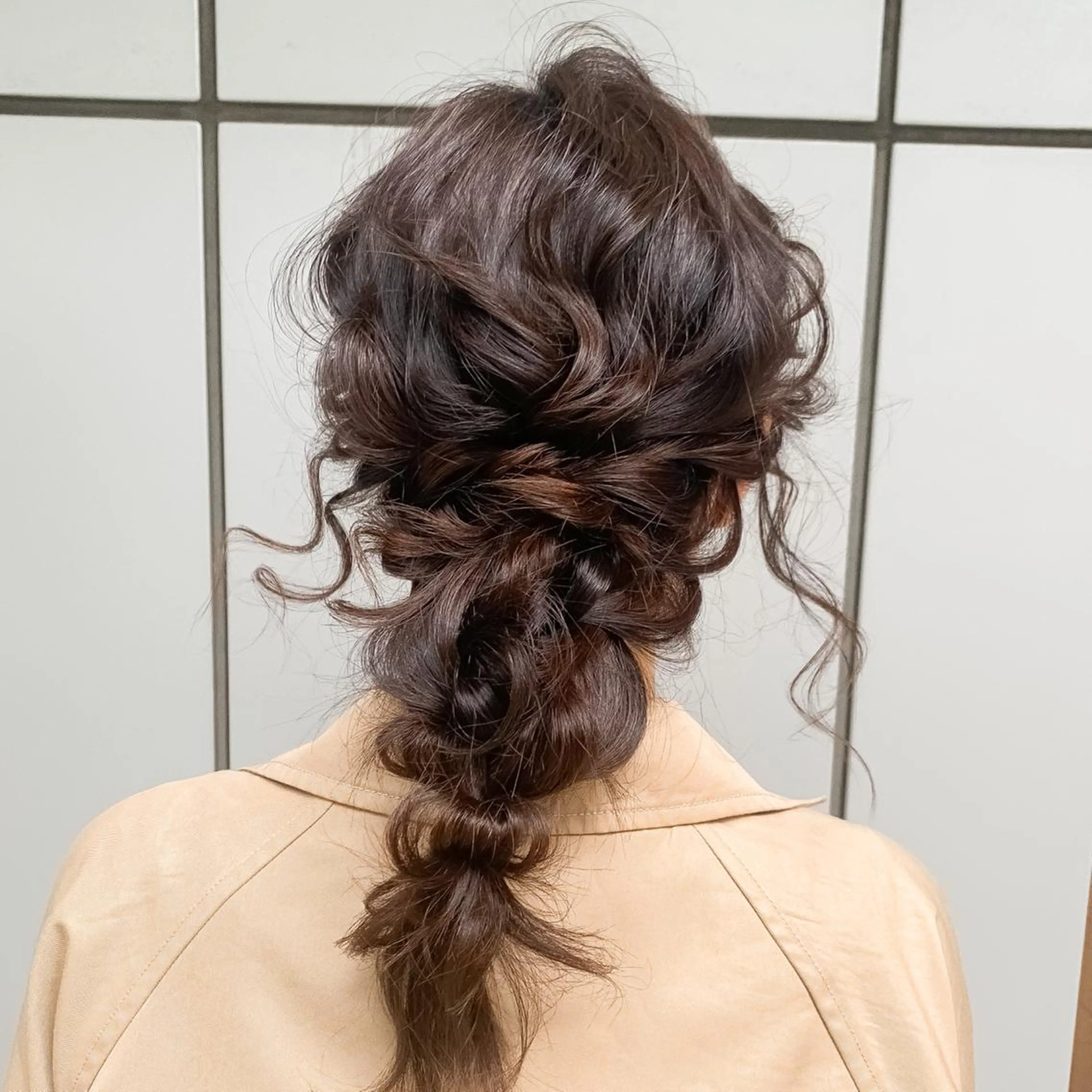 セミロング ヘアアレンジ 飯塚 沙衣のヘアスタイル