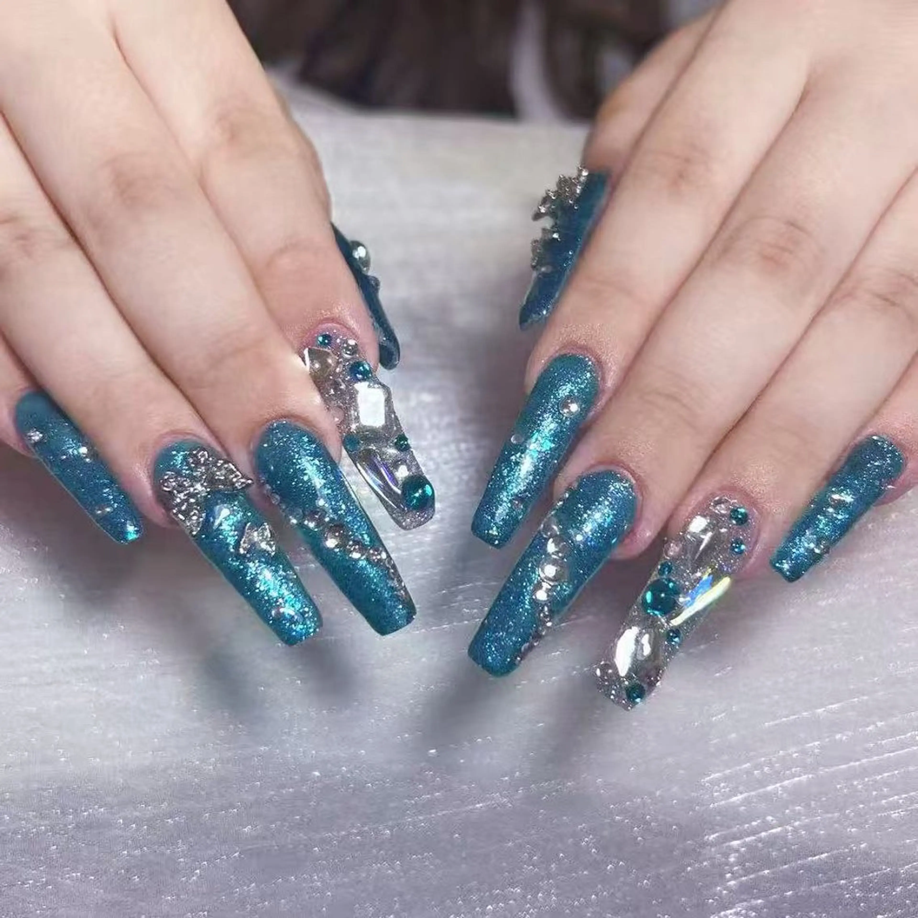 ネイル ハンドネイル DEMAIN- 🕊️のネイルデザイン