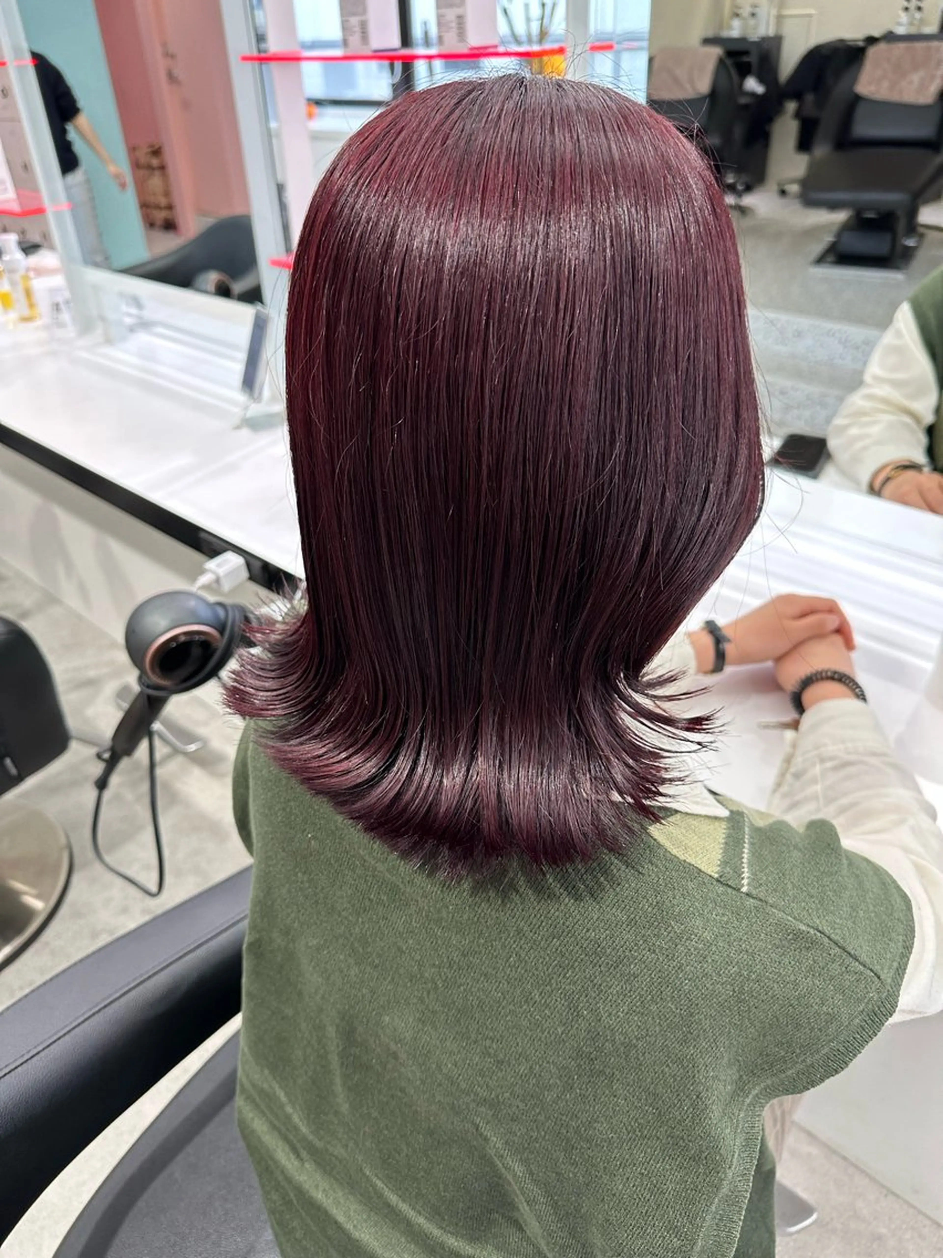 ミディアム カラー カット ヘアカラー 🍒ワイン系 ウルフカット🍒拓未のヘアスタイル