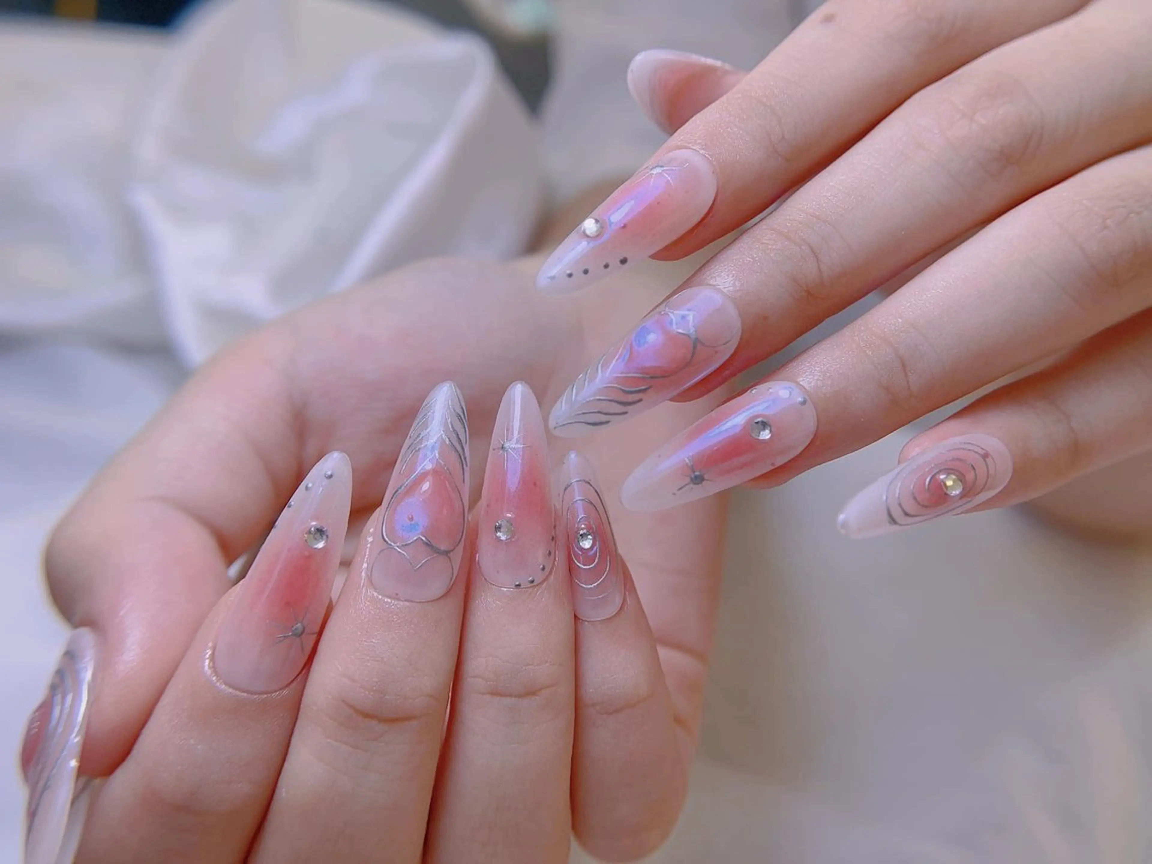 ロング 28nails -hangのネイルデザイン