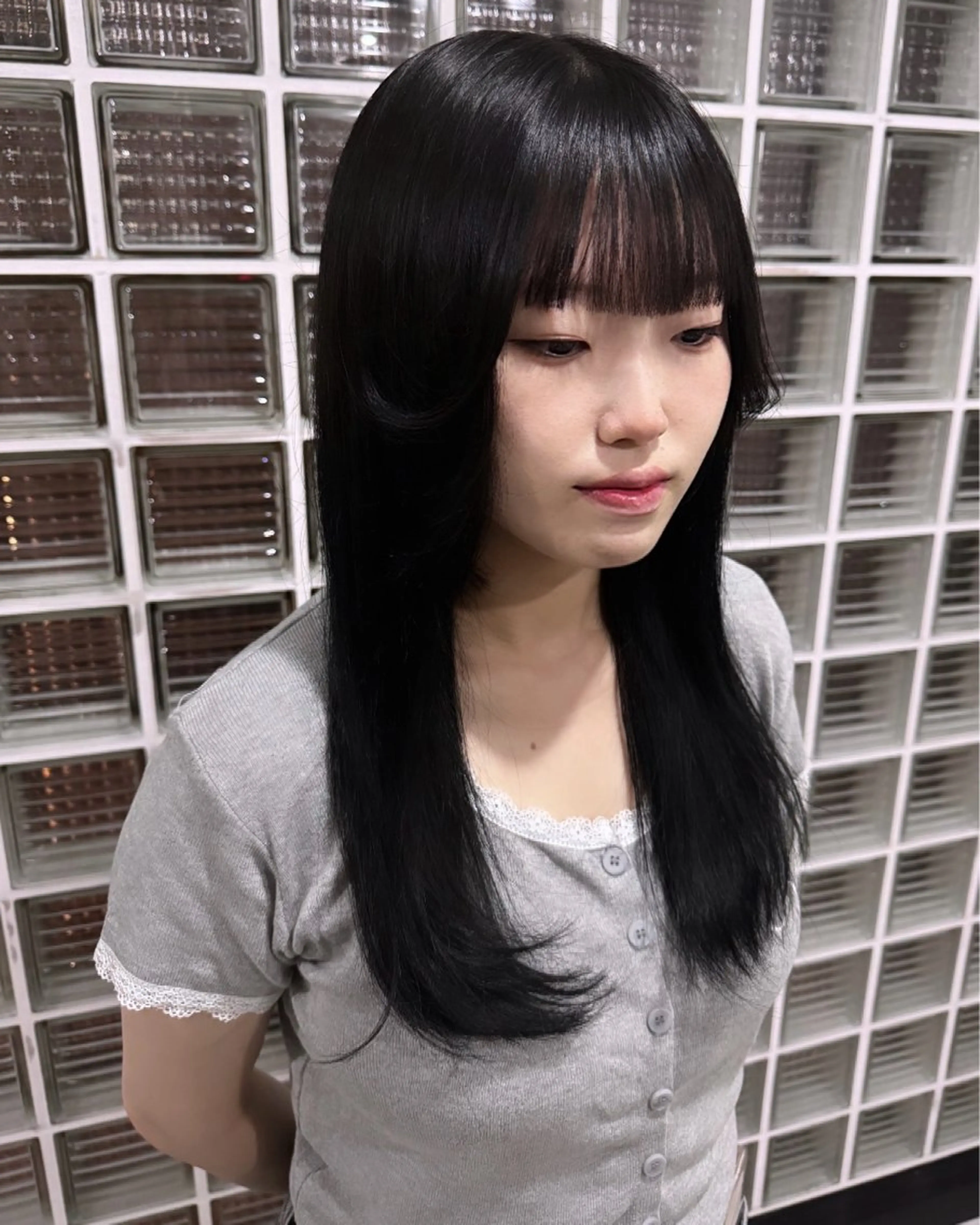 セミロング カラー ヘアアレンジ 黒髪 ブルーカラー ブルーブラック ハイレイヤー レイヤーカット 梅田トレンドレイヤー RISA🎀💕のヘアスタイル