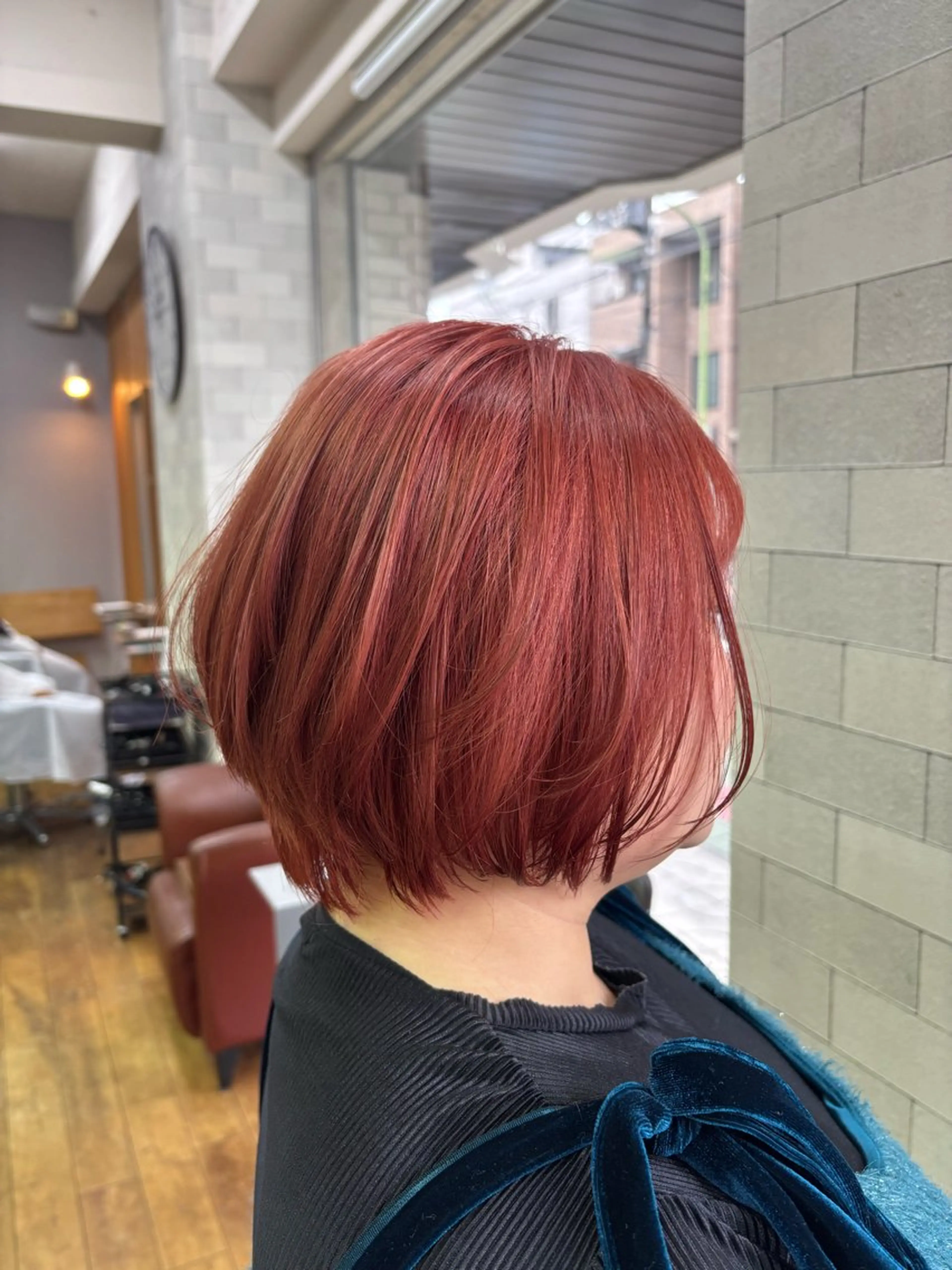 【🍂❤️秋限定🍂❤️】　ブリーチ＋オンカラー＋トリートメント　(チョコブラウン、赤オレンジ)の写真