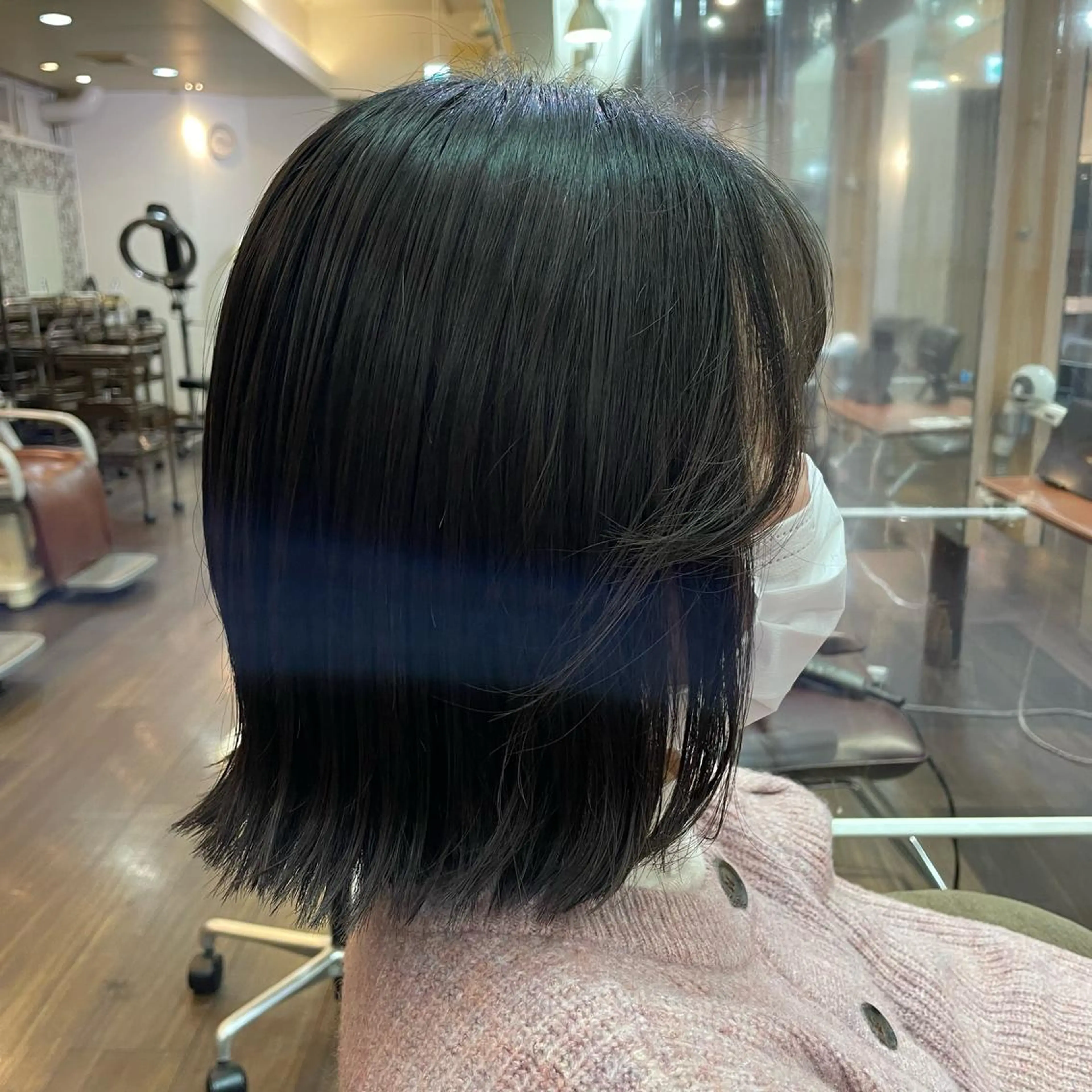 ミディアム 外ハネヘア NiCHE 吉祥寺所属・NiCHE 吉祥寺 💜安間 成香💜のヘアスタイル