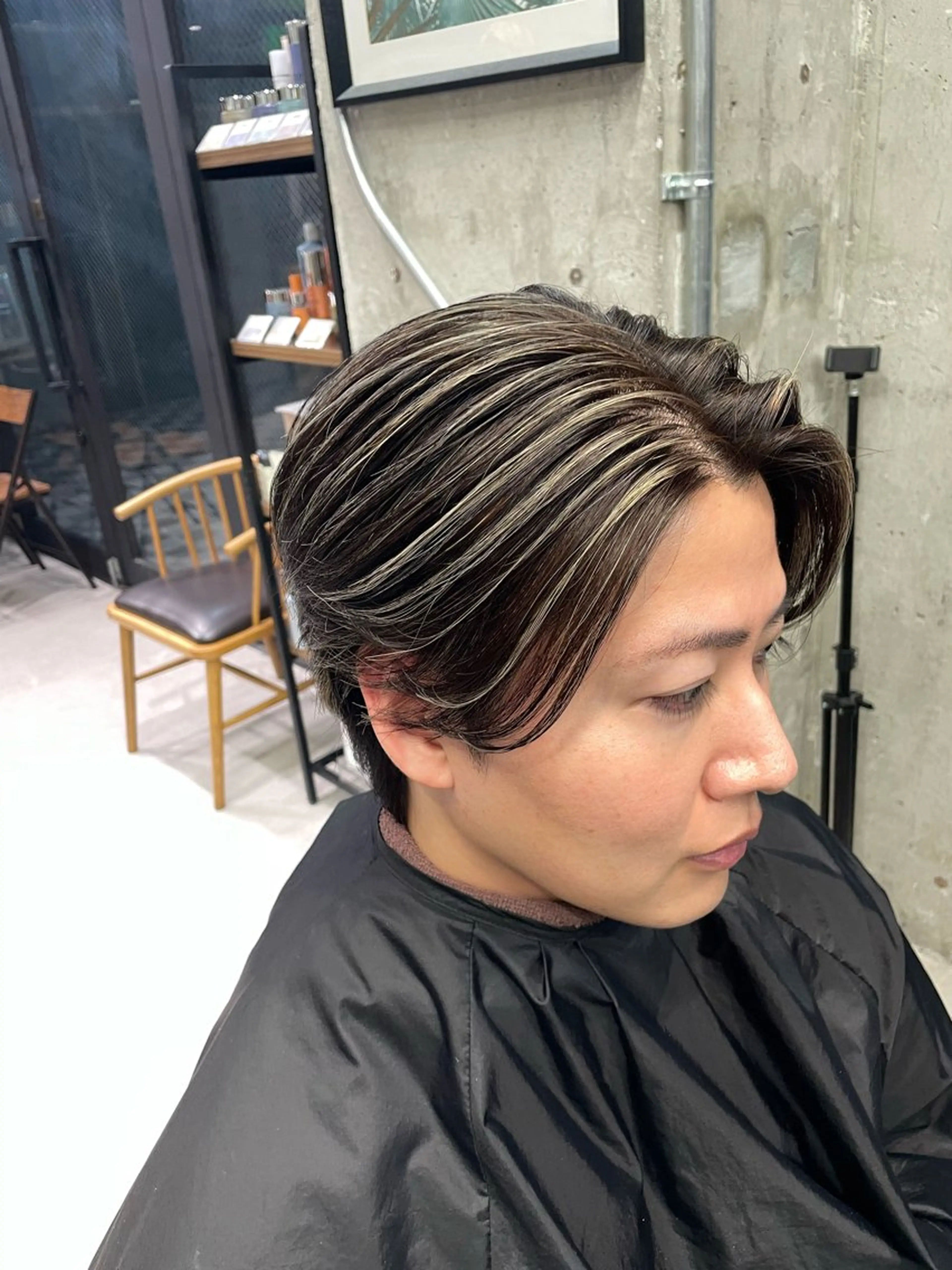 ミディアム ハイライト ヘアカラー 🇺🇸ルミナ🔥 外国人風ハイライトのヘアスタイル