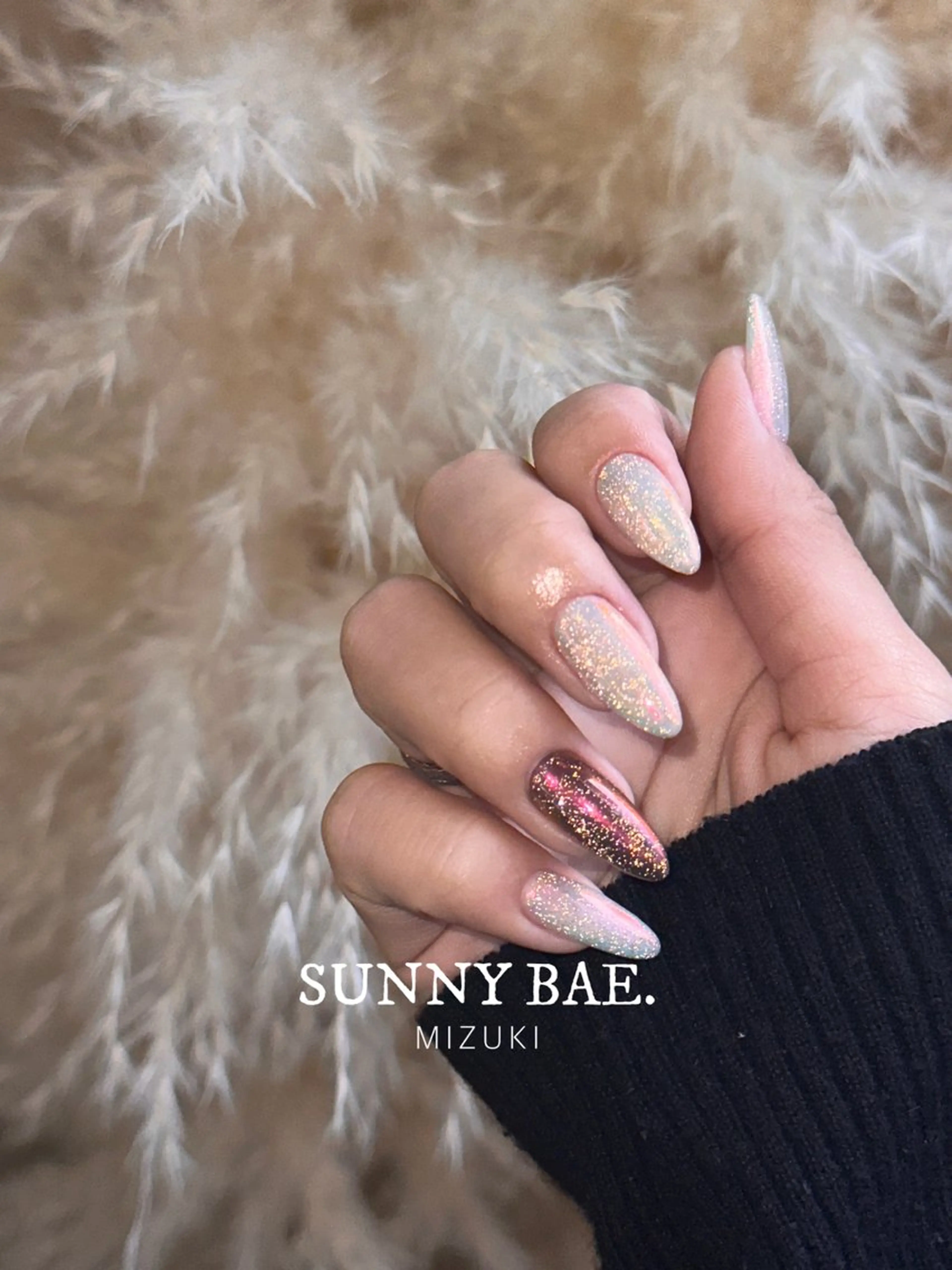 ネイル オーロラネイル フラッシュネイル ミラーネイル SUNNY BAE. 🌼MIZUKIのネイルデザイン