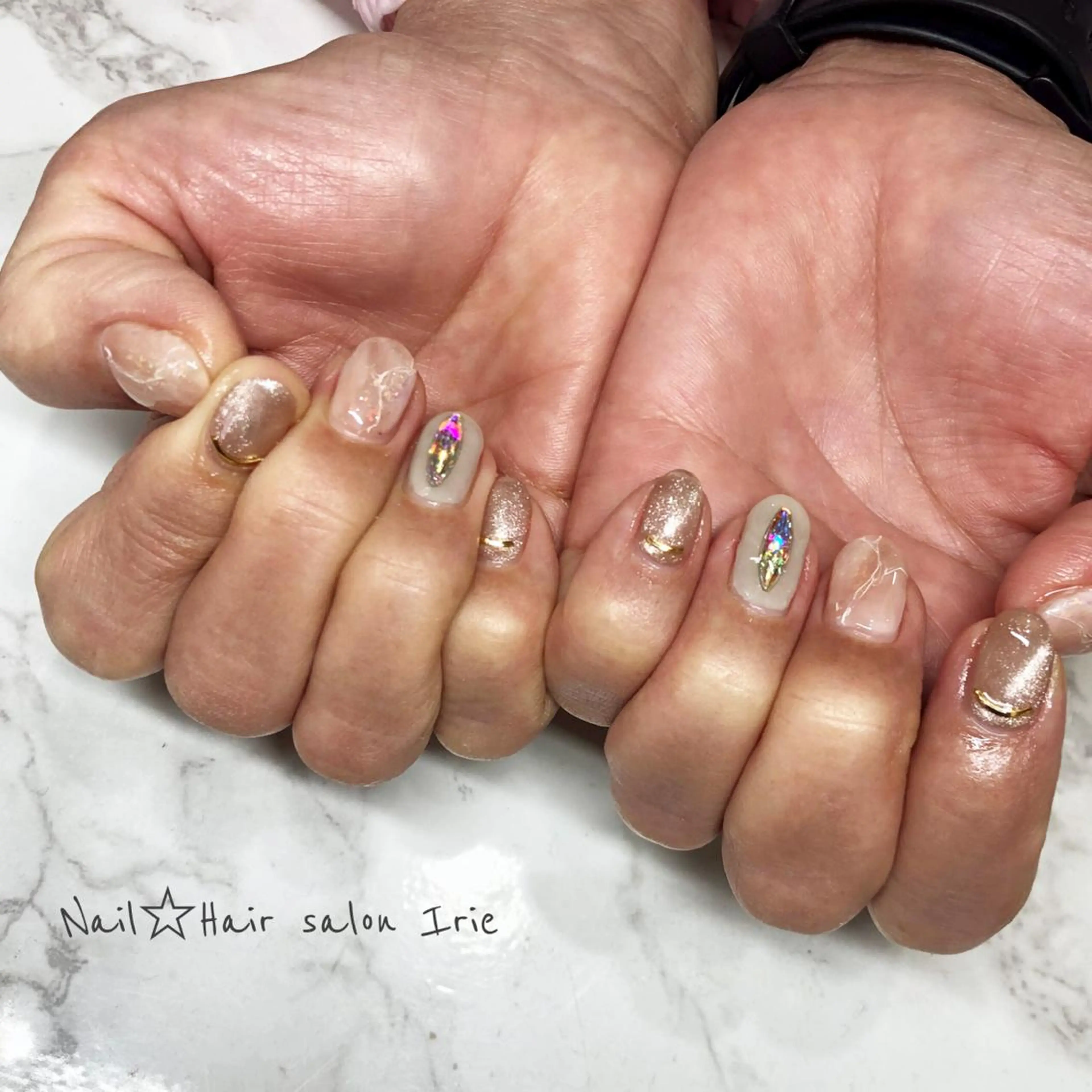 ネイル Hair salon Irie所属・與儀 知佳のネイルデザイン