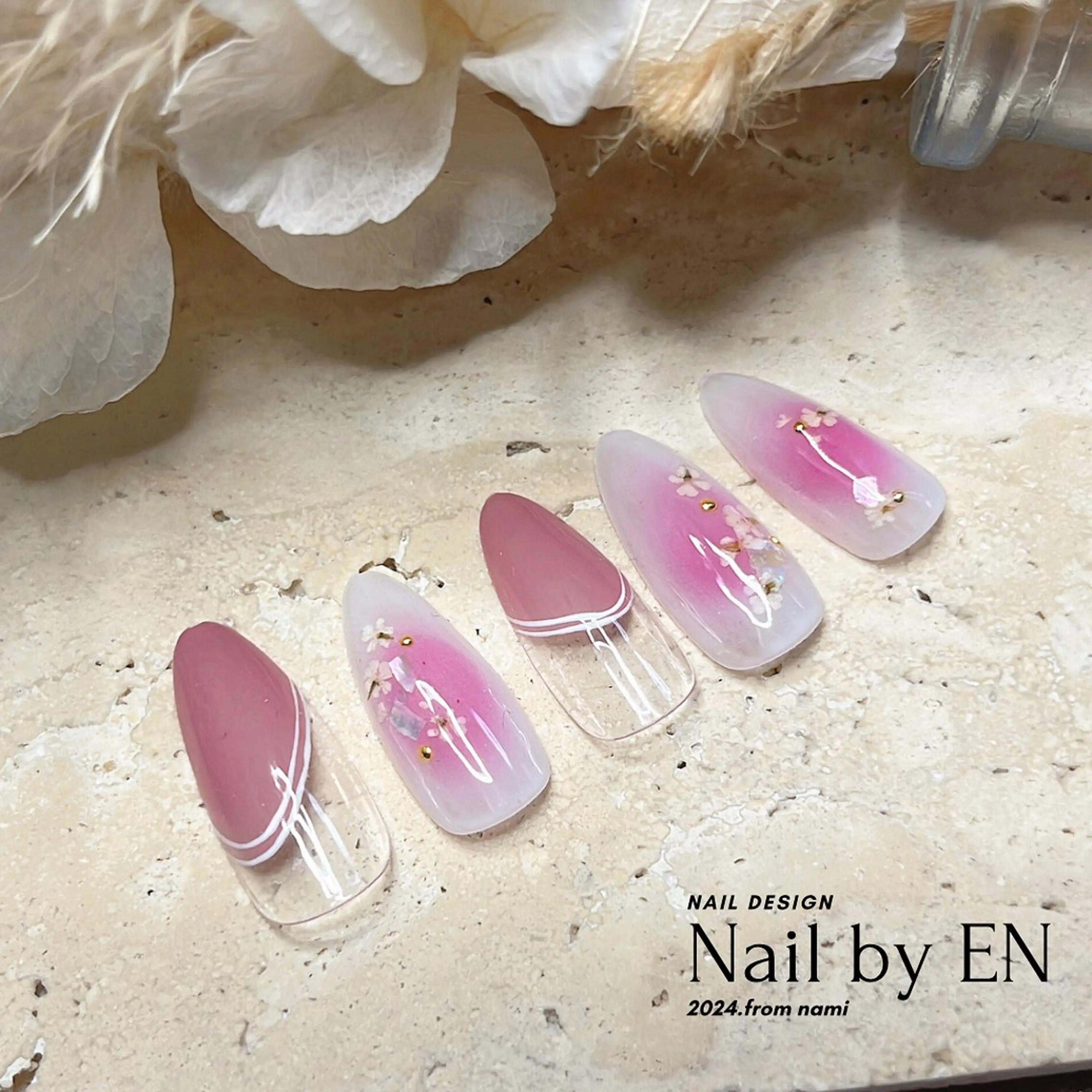 ネイル Nail&Wax by ENのネイルデザイン