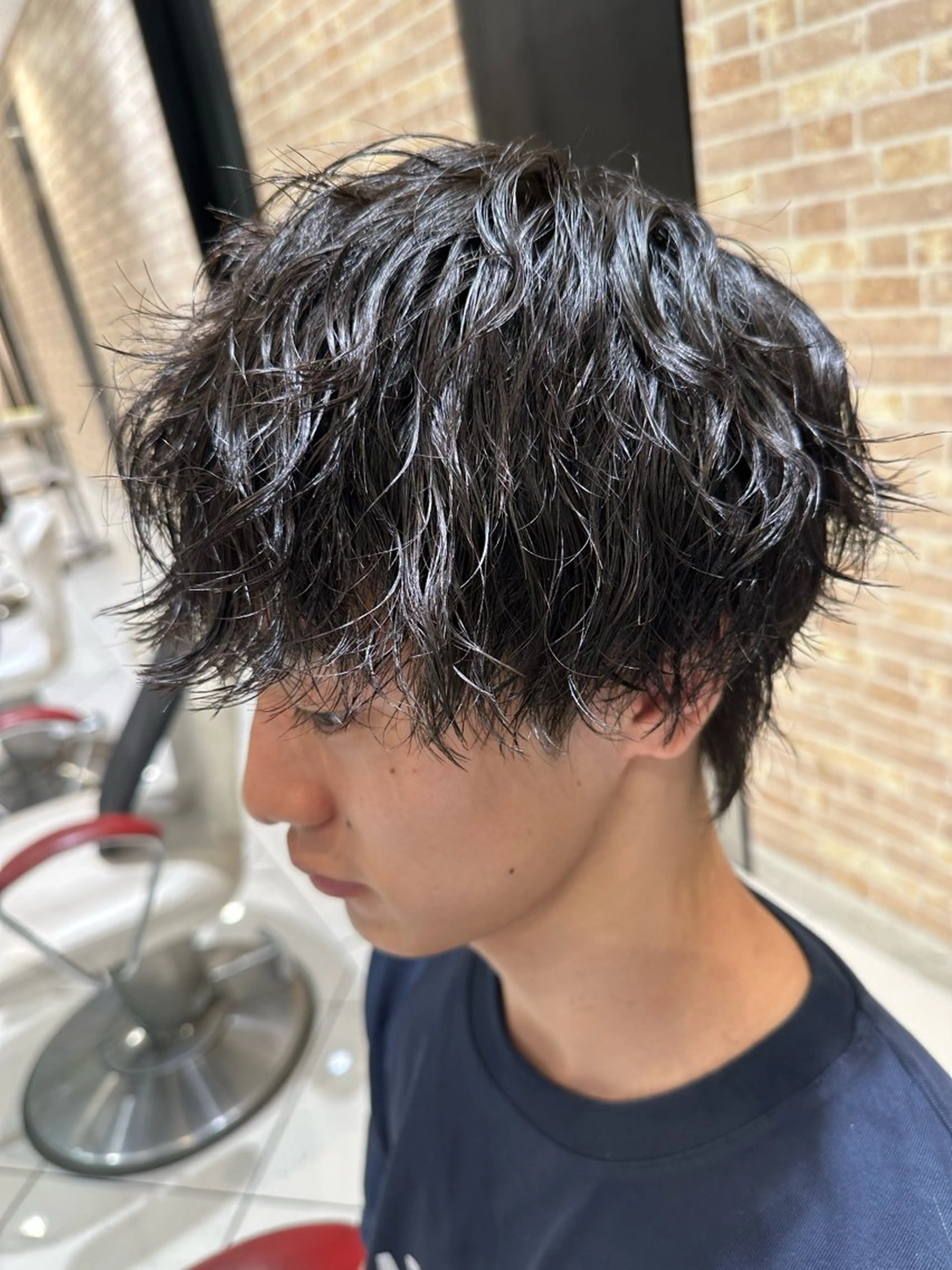 ショート パーマ メンズ メンズパーマ ツイストスパイラルパーマ 波巻きパーマ スパイラルパーマ 💈メンズ特化 美容師サキ💈のヘアスタイル