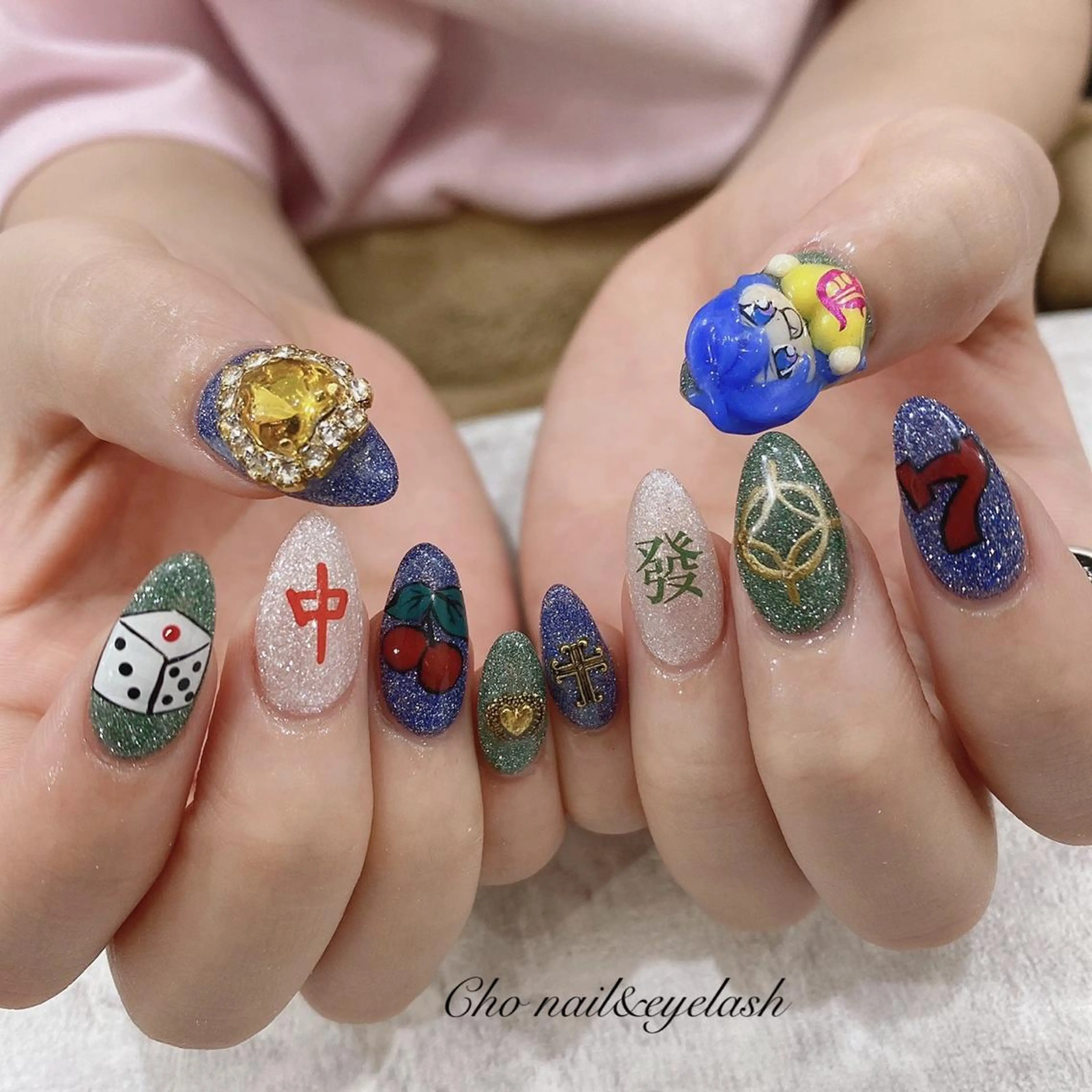 ミディアム ネイル ハンドネイル cho nailのネイルデザイン