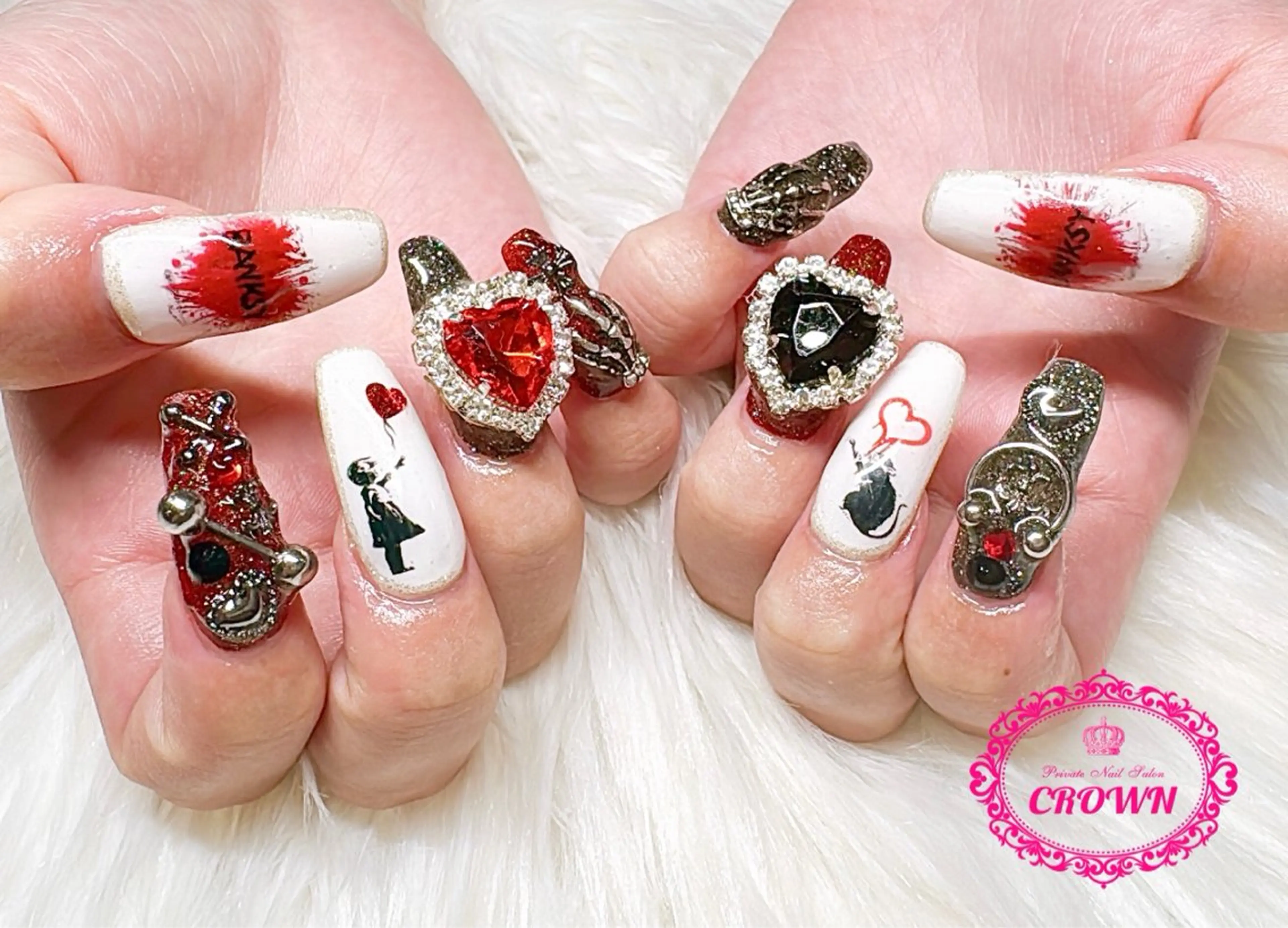 ネイル CROWN プライベートサロンのネイルデザイン