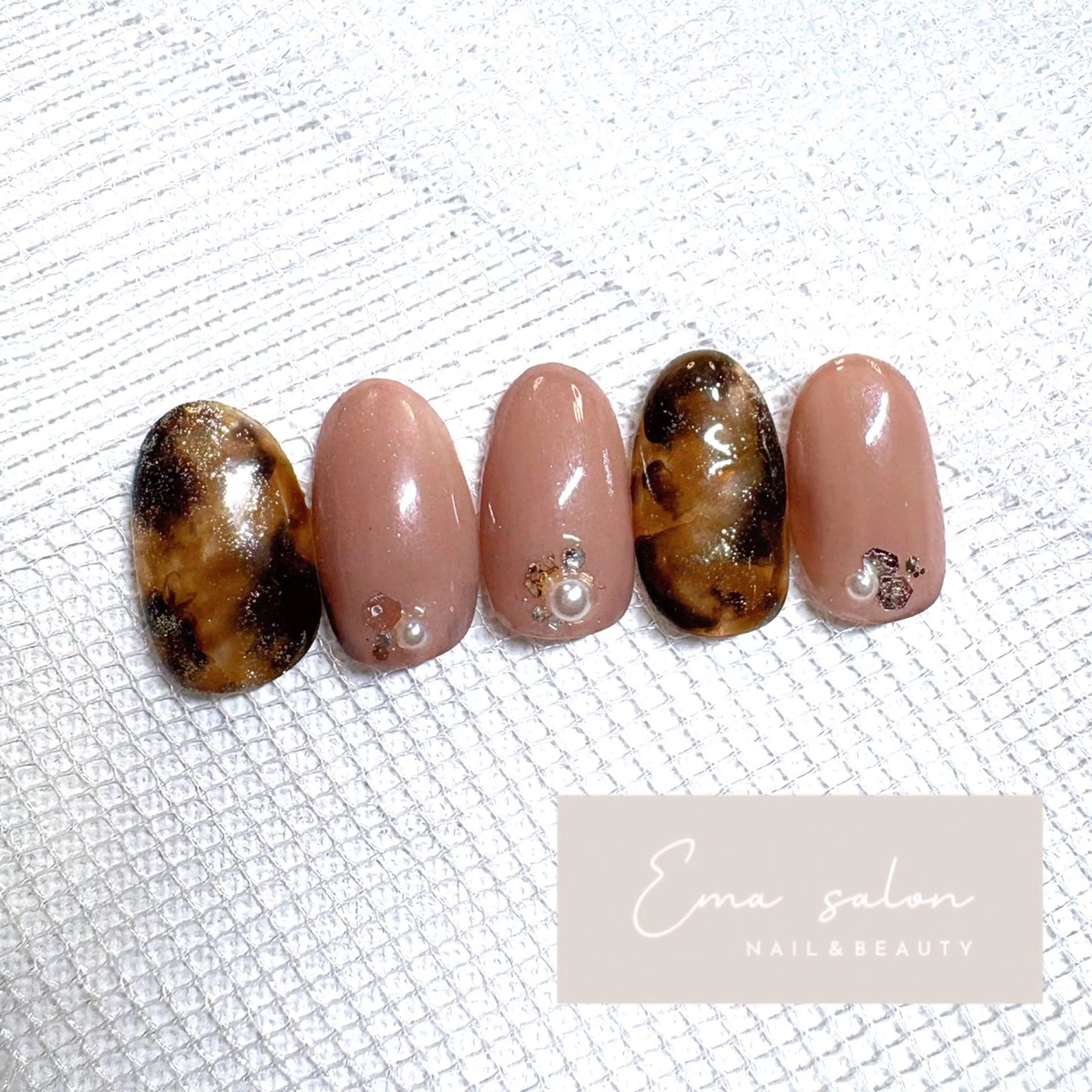 ネイル ハンドネイル Ema salon satomiのネイルデザイン