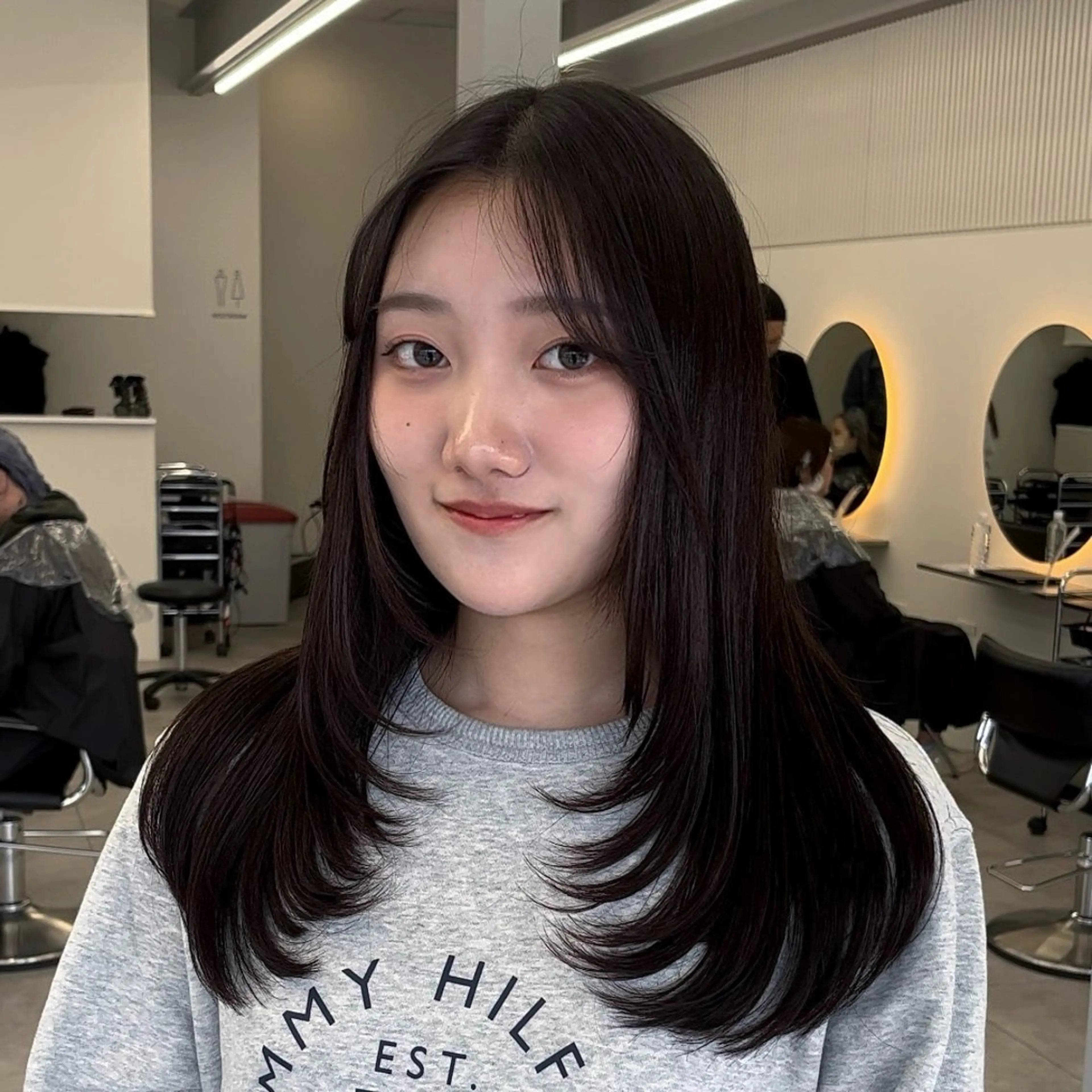 セミロング 顔まわりレイヤー 顔周りカット 韓国風ヘア レイヤーカット カット ☘ ́レイヤー/ボブ maya☘ ́のヘアスタイル