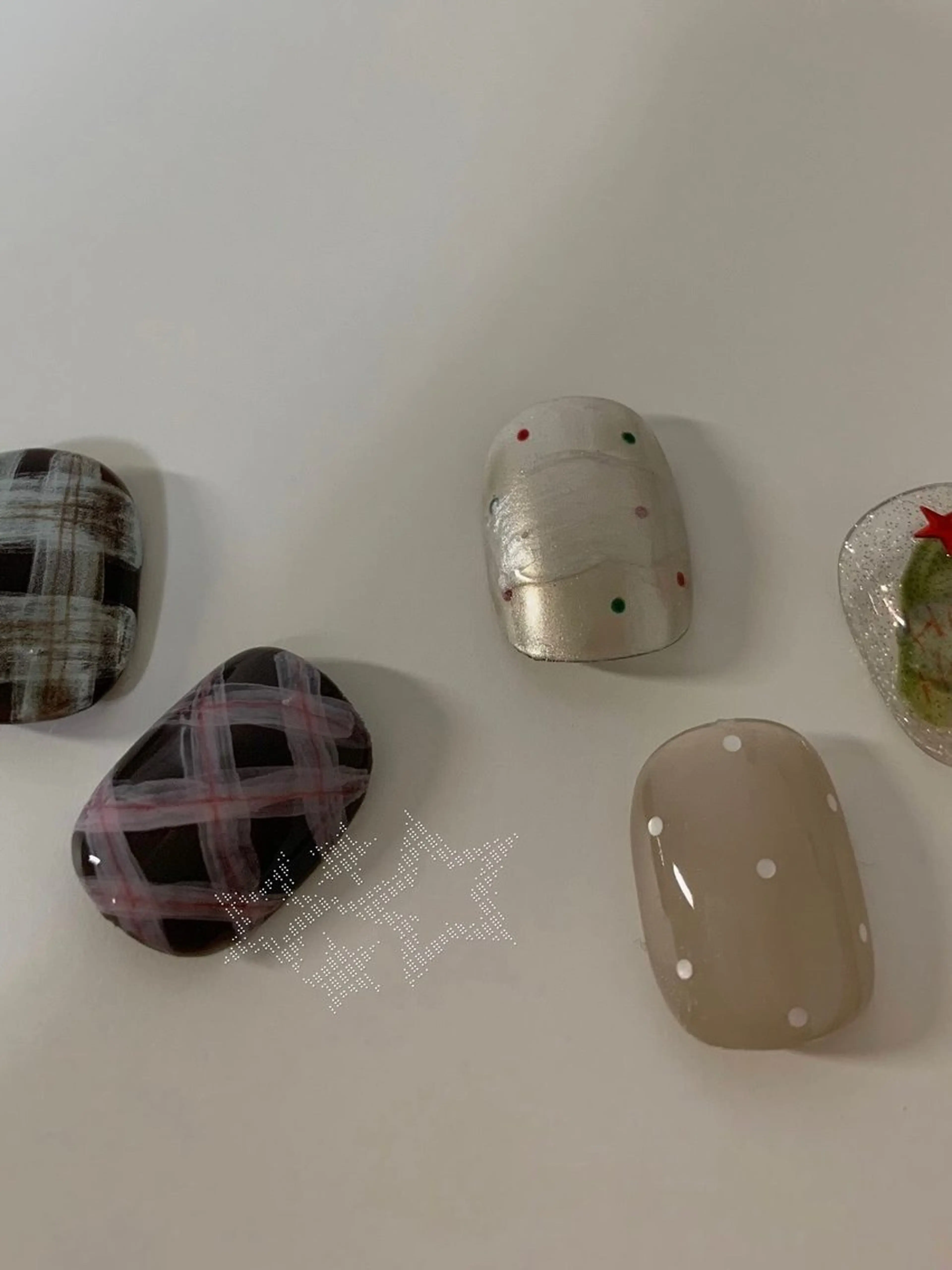 ネイル 冬ネイル クリスマス ハンドネイル nail salon mynteのネイルデザイン