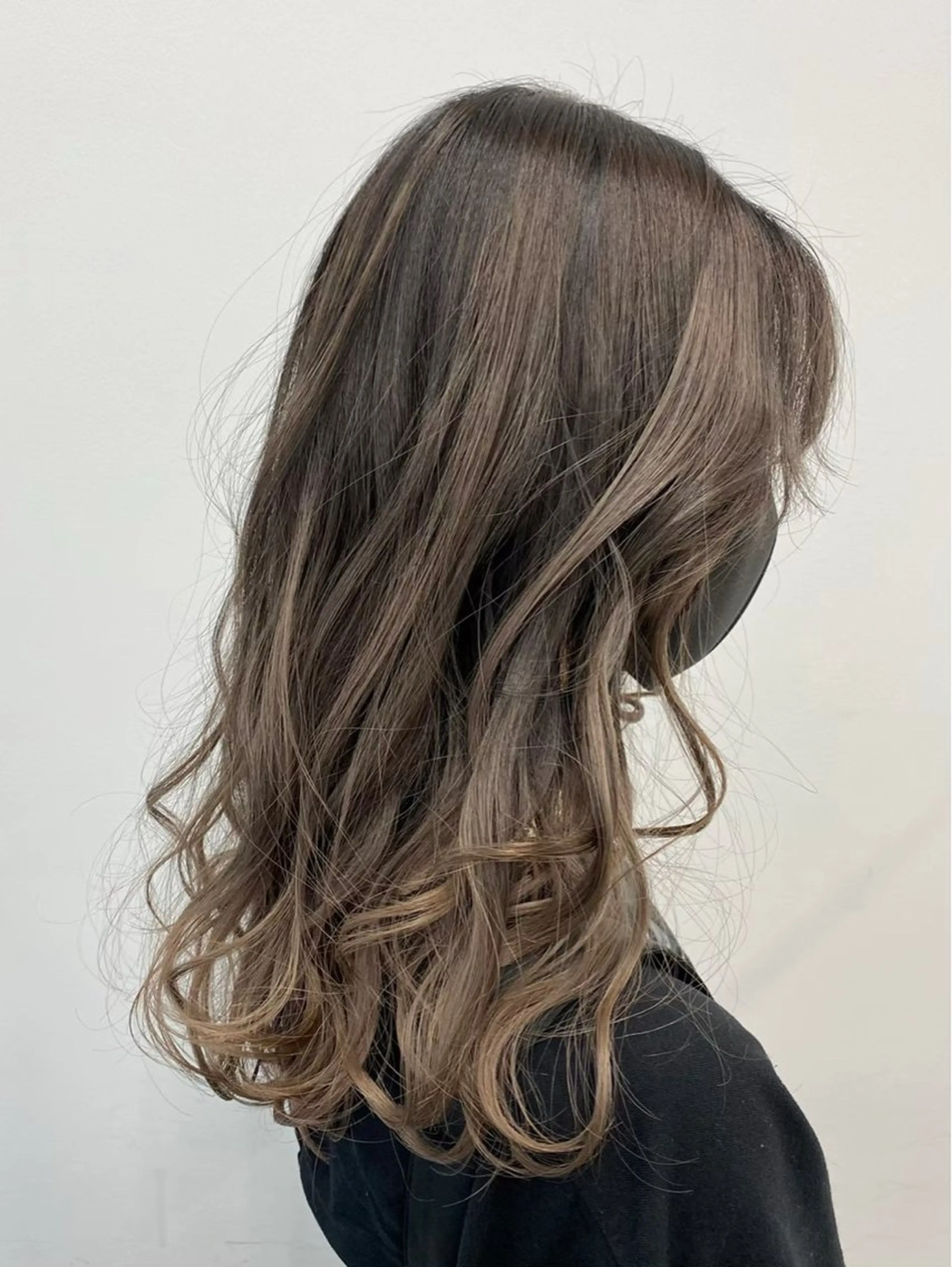 ロング カラー ヘアカラー ✨韓国艶髪✨ケア ブリーチ🫧アキラのヘアスタイル
