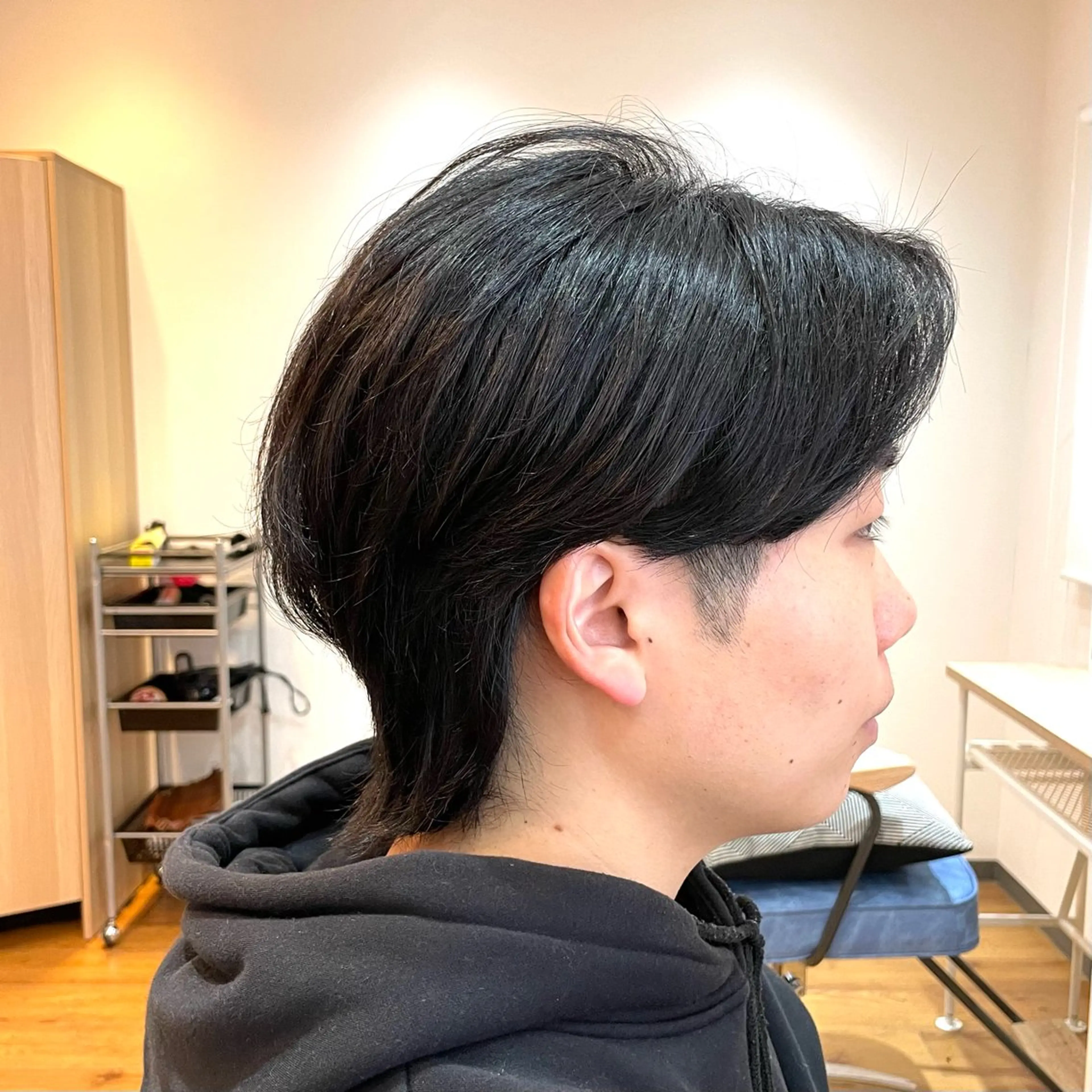 メンズ センターパート メンズウルフカット ウルフカット カット ヘッドスパ Aguhairponte所属・メンズ 特化・川田のヘアスタイル