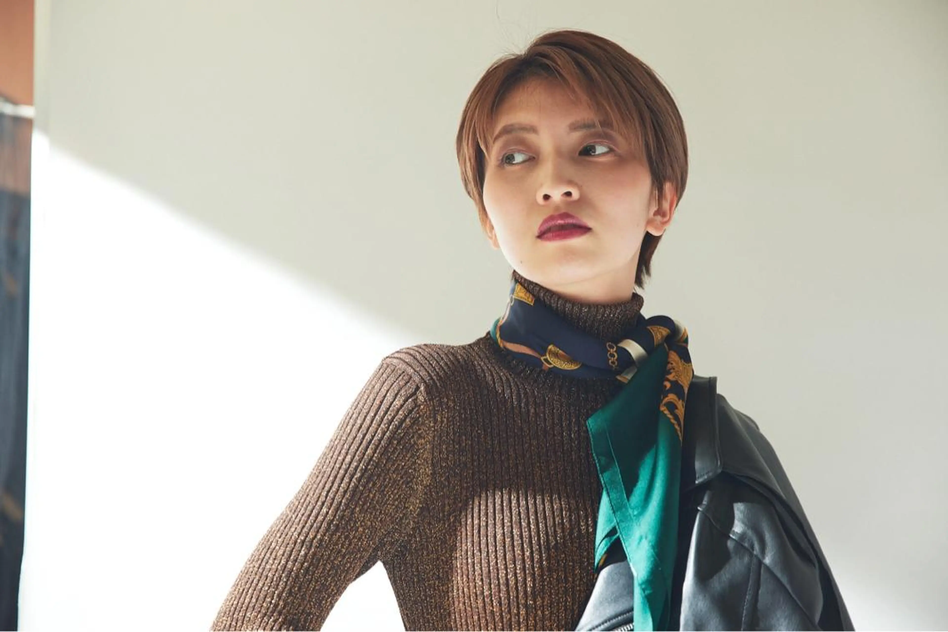 ショート カラー カット ヘアカラー トリートメント 🎨インナーカラー が得意👍新垣⚜️のヘアスタイル