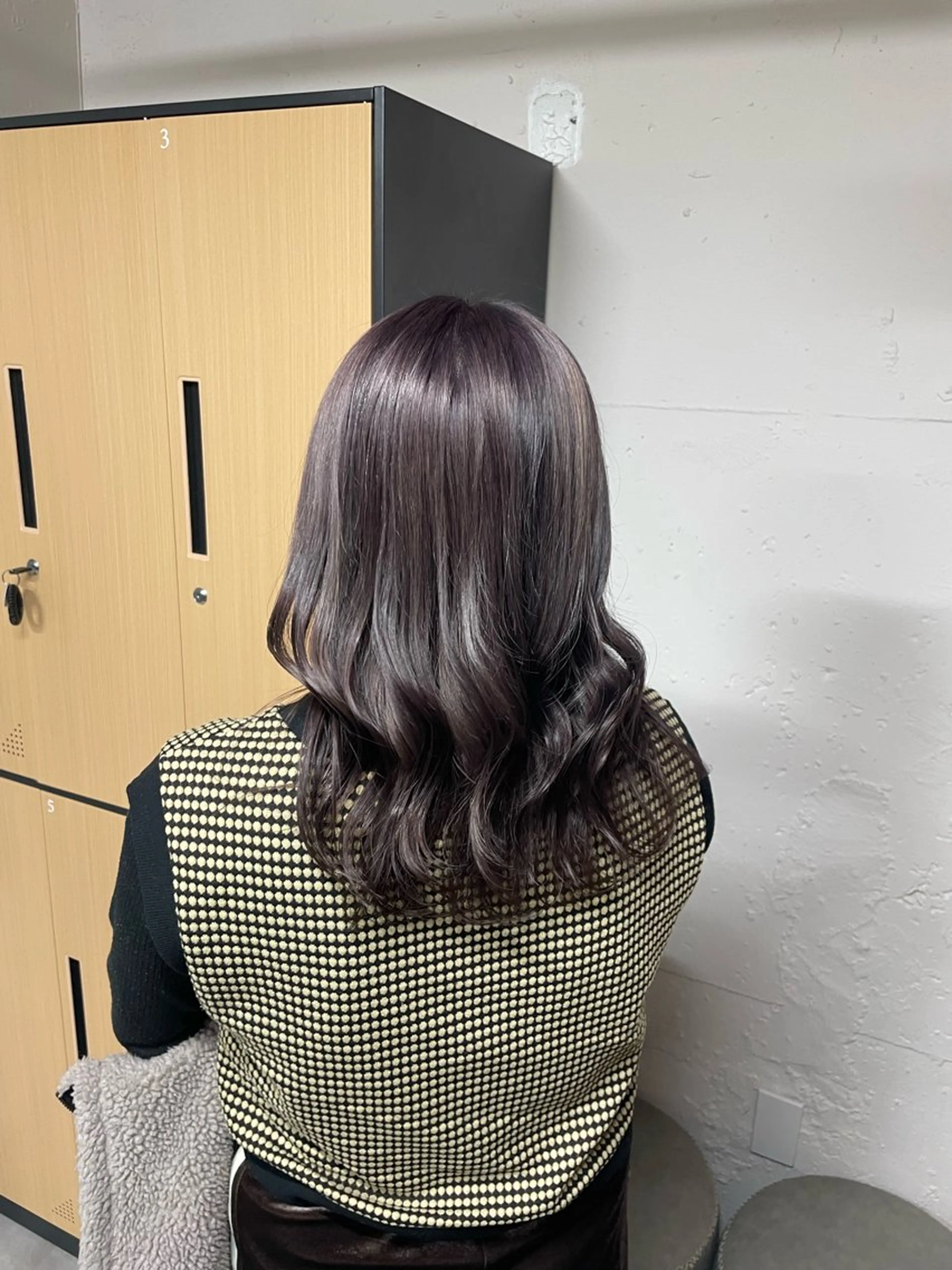ミディアム ヘアカラー tokute 中野真咲🐺のヘアスタイル