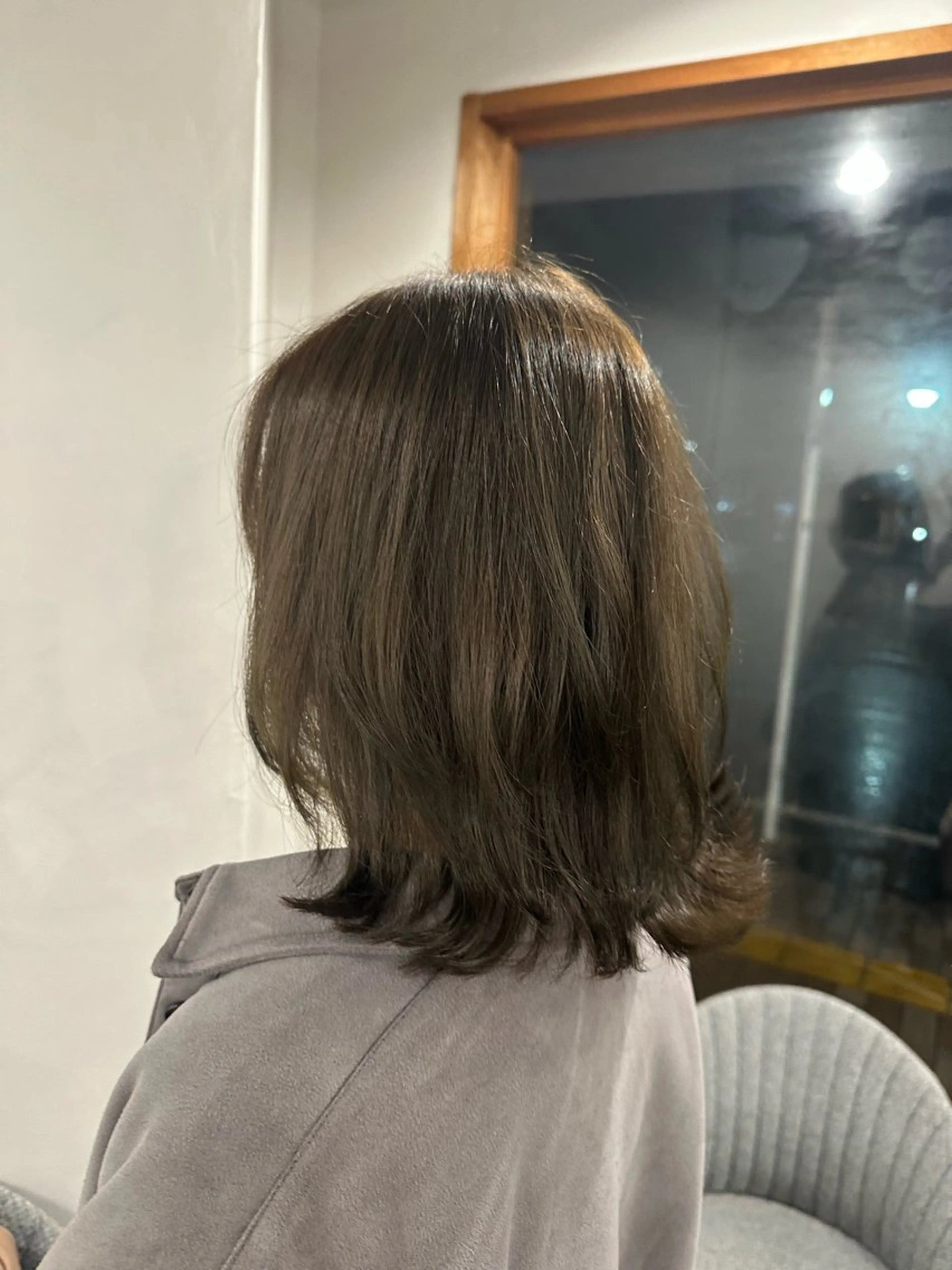 ミディアム カラー ベージュカラー 透明感カラー オリーブベージュ くびれヘア カット ヘアカラー HairSalon SHIAN橋本店所属・SHIAN橋本 🌷うい🌷のヘアスタイル