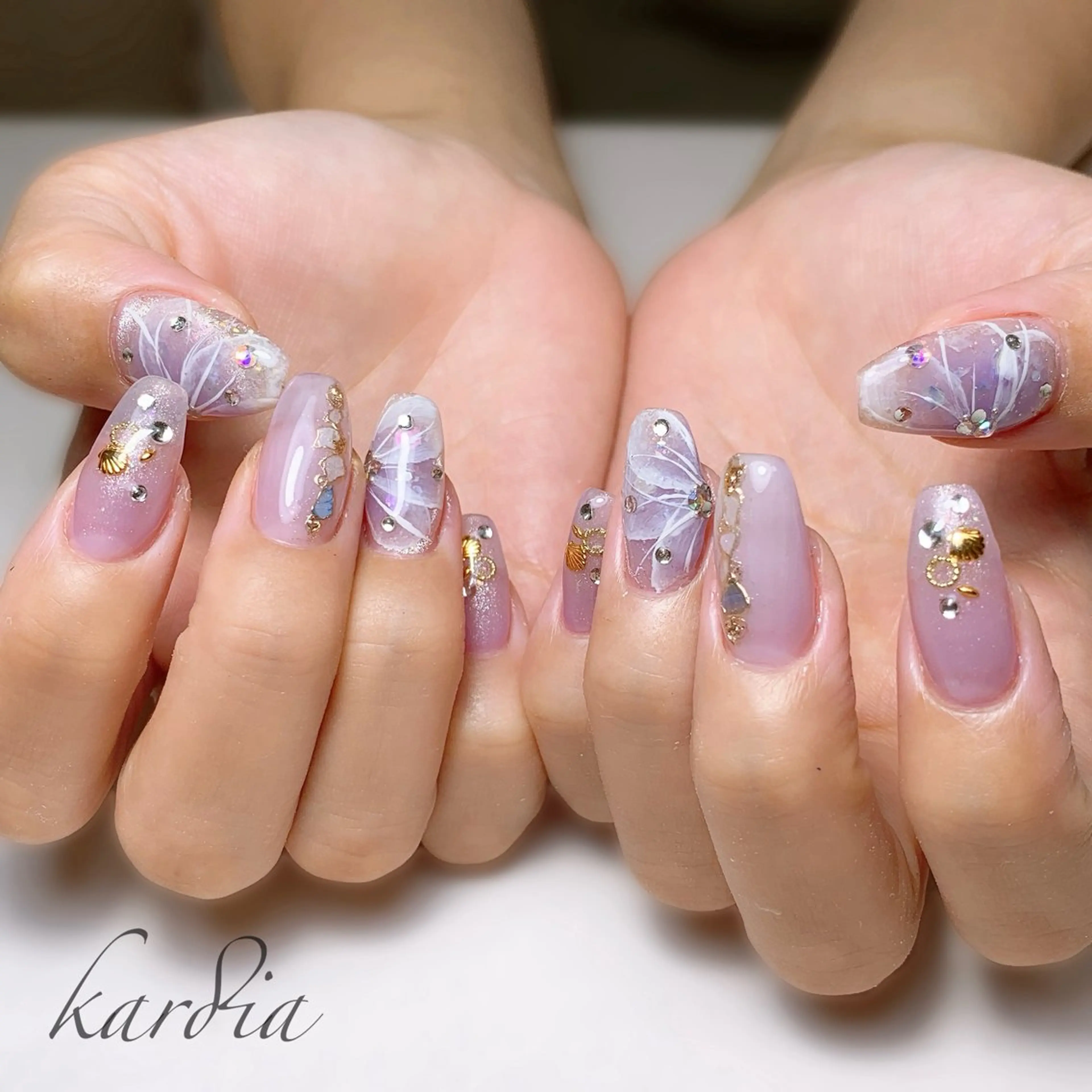 ネイル ハンドネイル καρδιά -ｶﾙﾃﾞｨｱ-のネイルデザイン