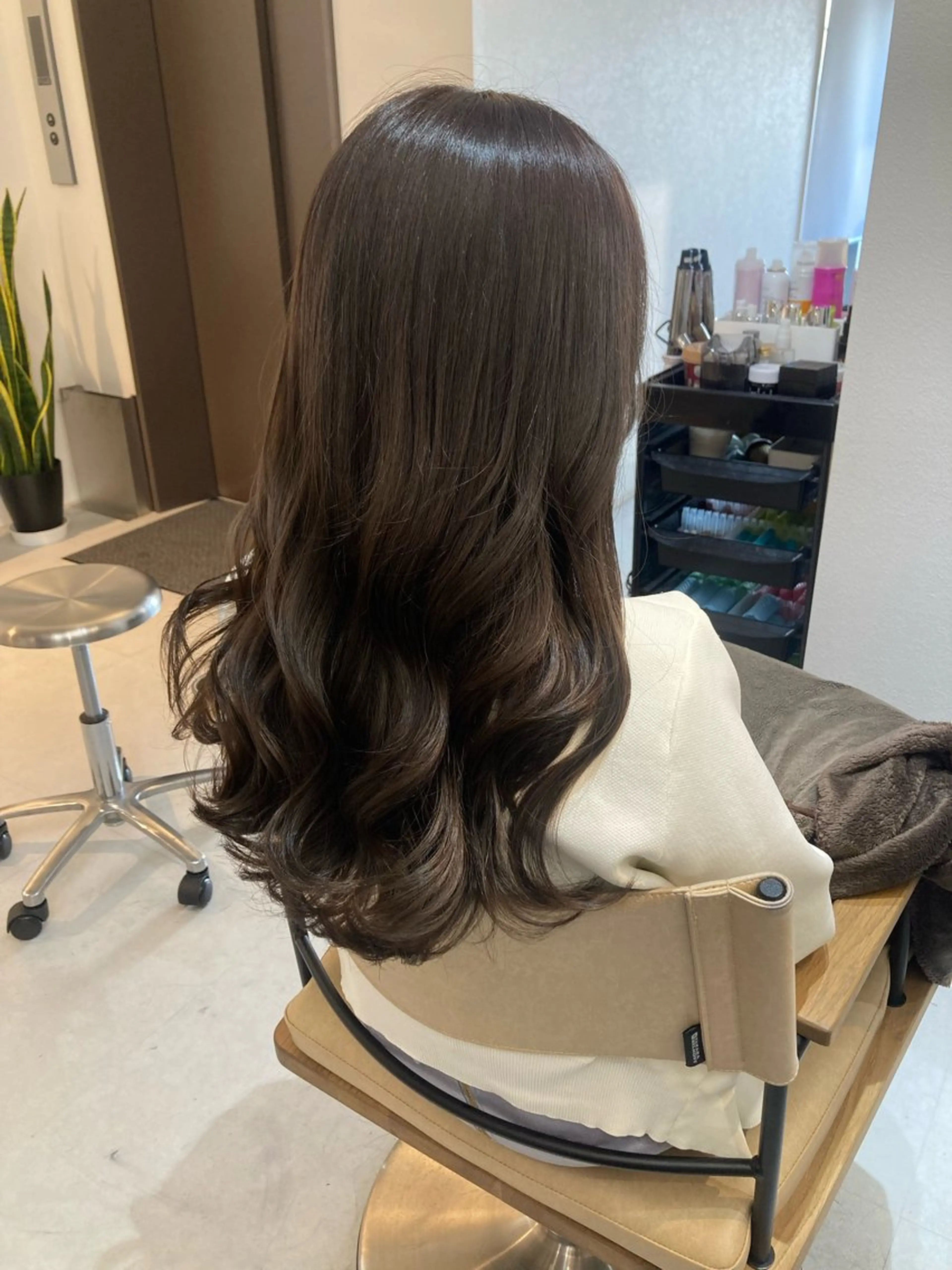 ロング カット ヘアカラー トリートメント ✨色持ちの良い艶 カラー✨蟹江真世のヘアスタイル