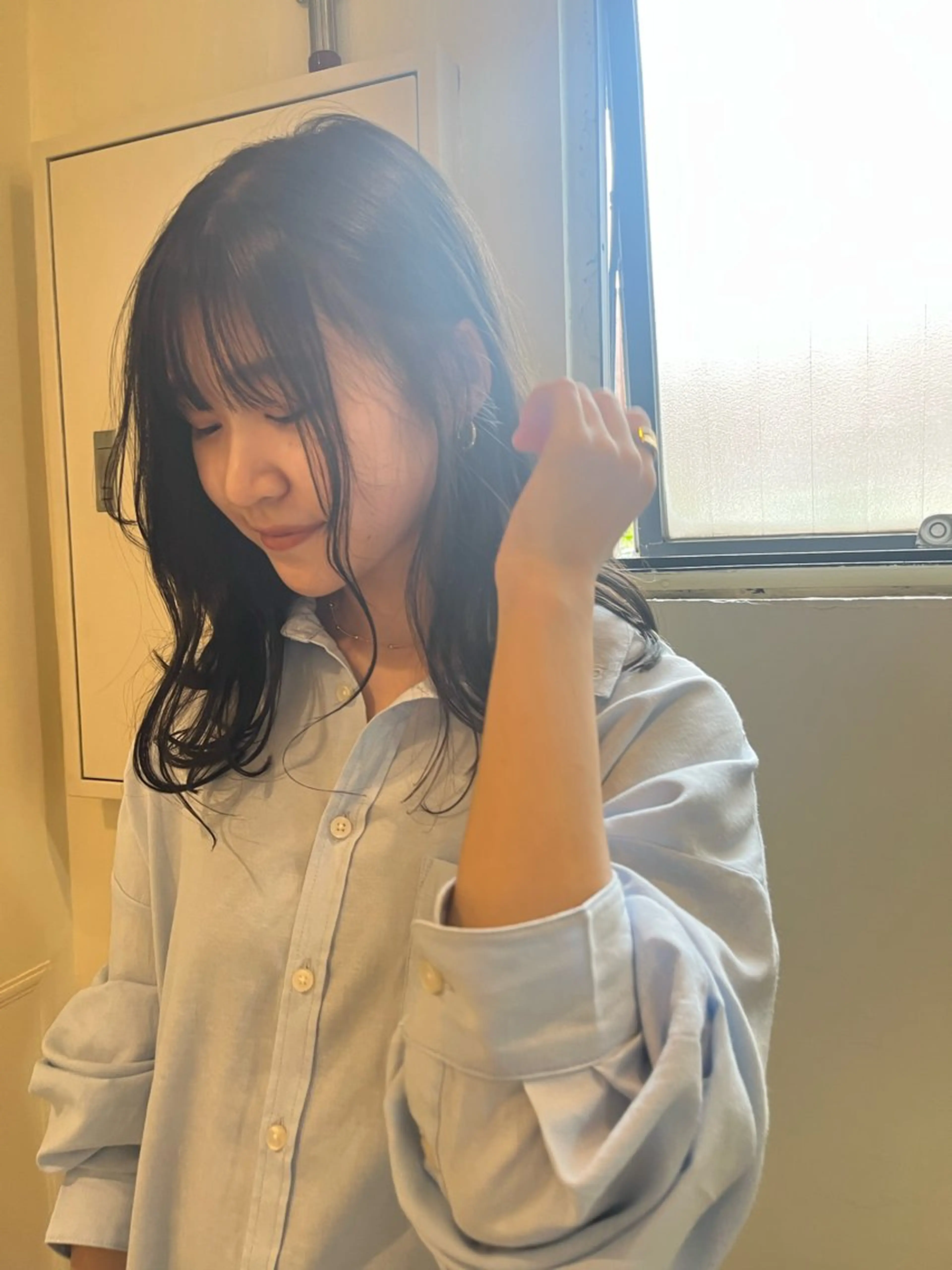 セミロング カラー 透明感カラー カット トリートメント ヘッドスパ ヘアセット 🦮shiori アイドルオタク🦮のヘアスタイル