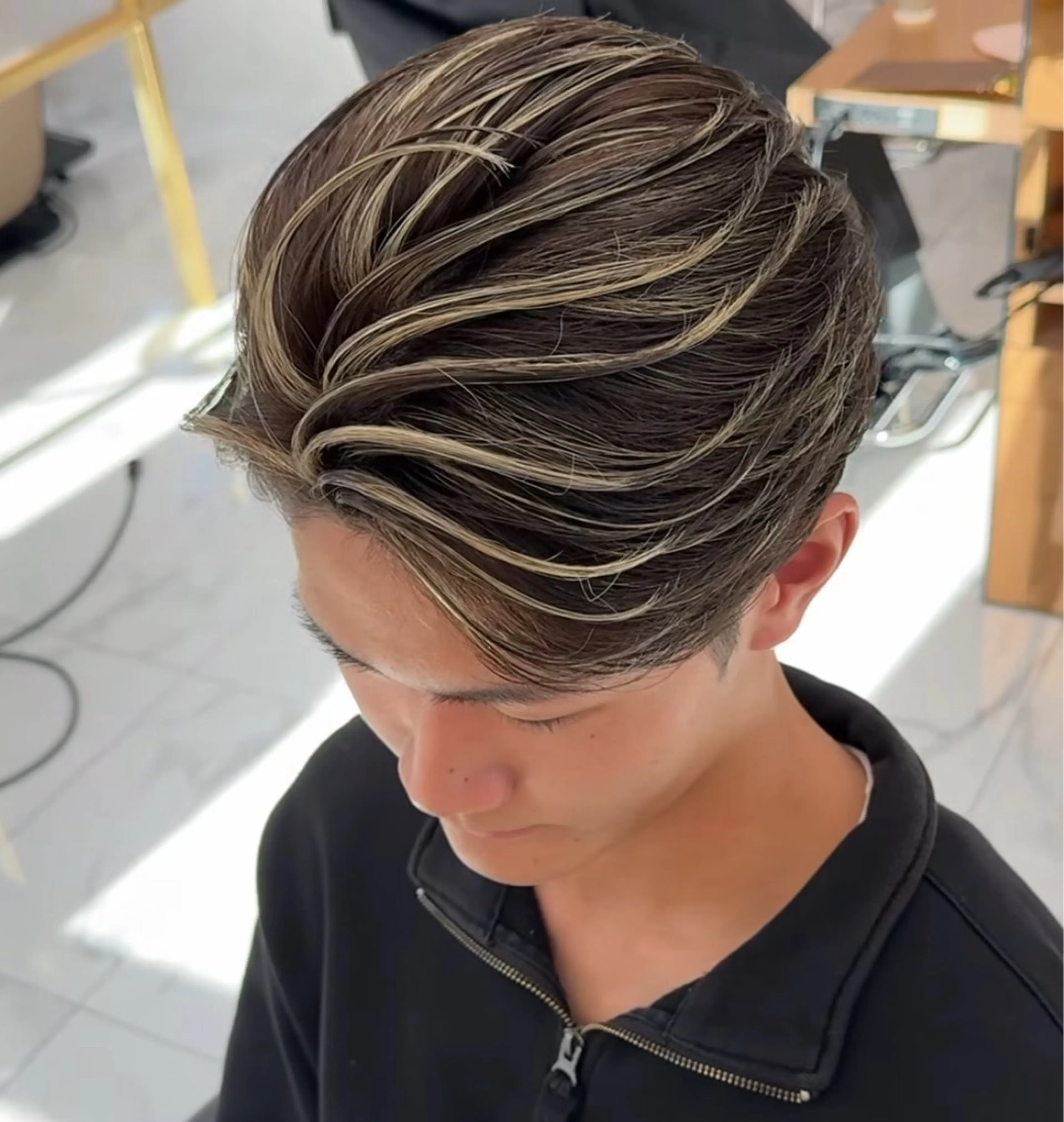 メンズ メンズハイライト メンズメッシュ カット ヘアカラー 白髪ぼかしメッシュ/ 大人メッシュ/ゆうとのヘアスタイル