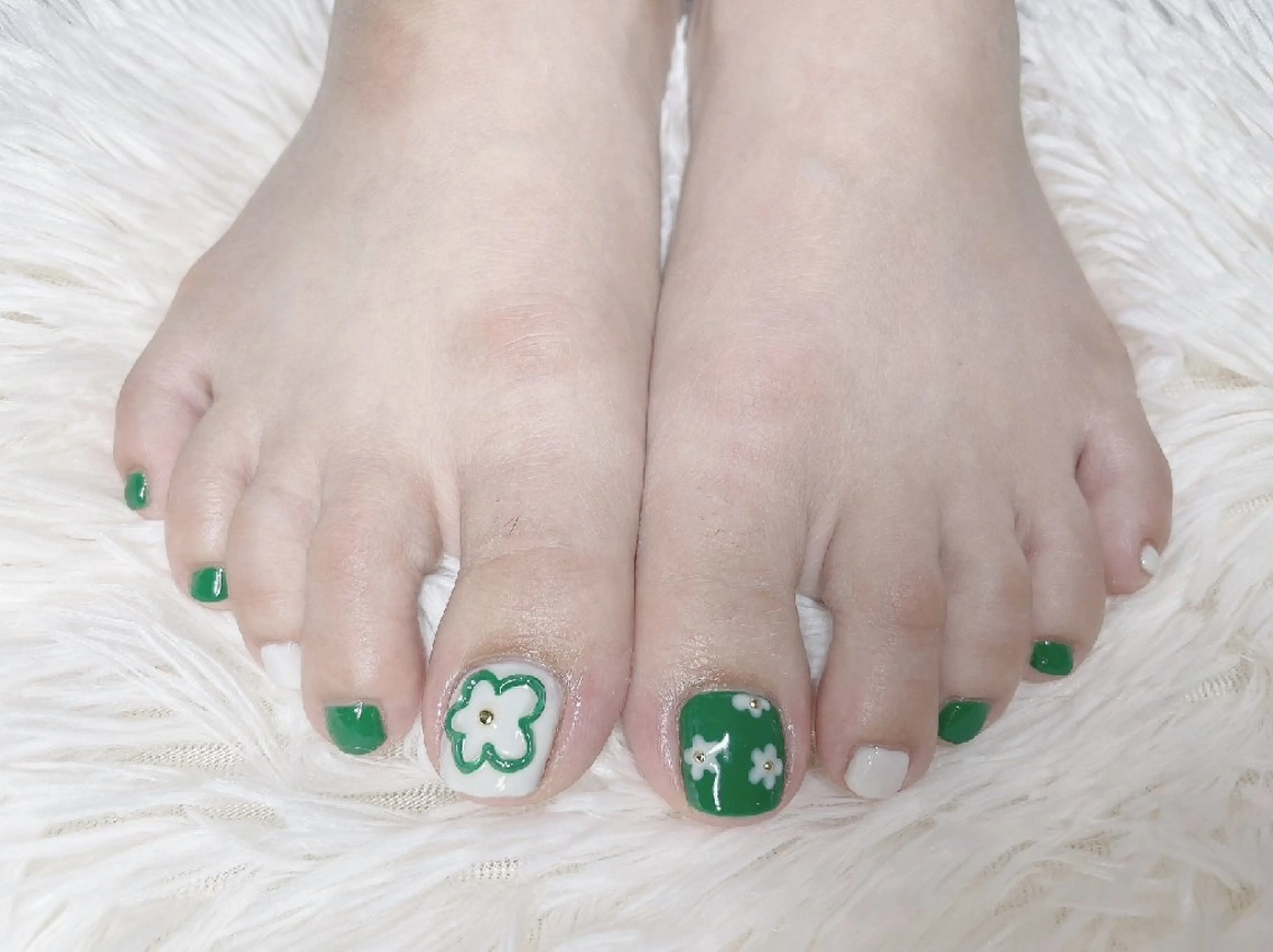 ネイル Nailsalon Blueのネイルデザイン