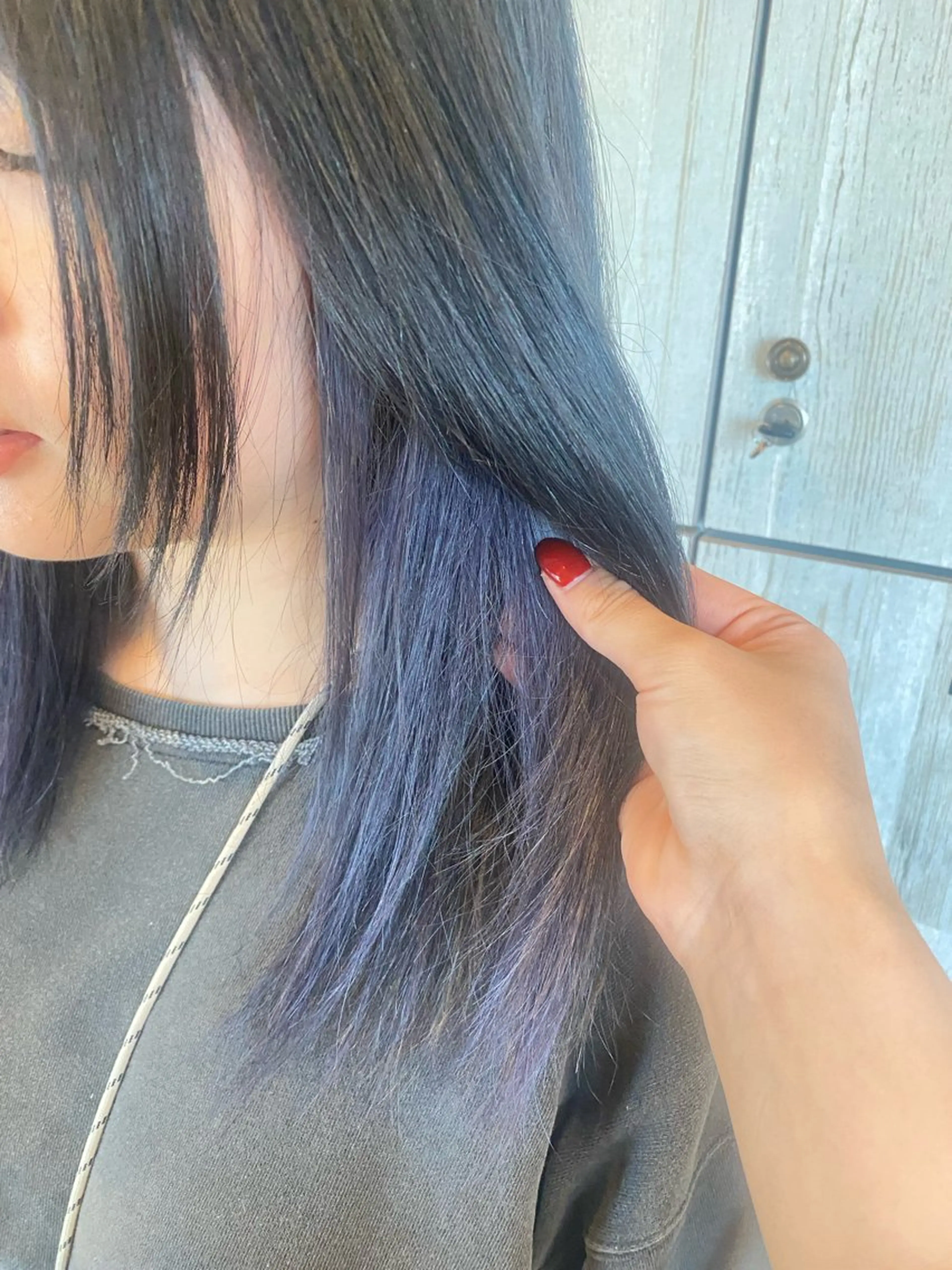 セミロング あいさ🤍ムラ無しカ ラー🤍のヘアスタイル