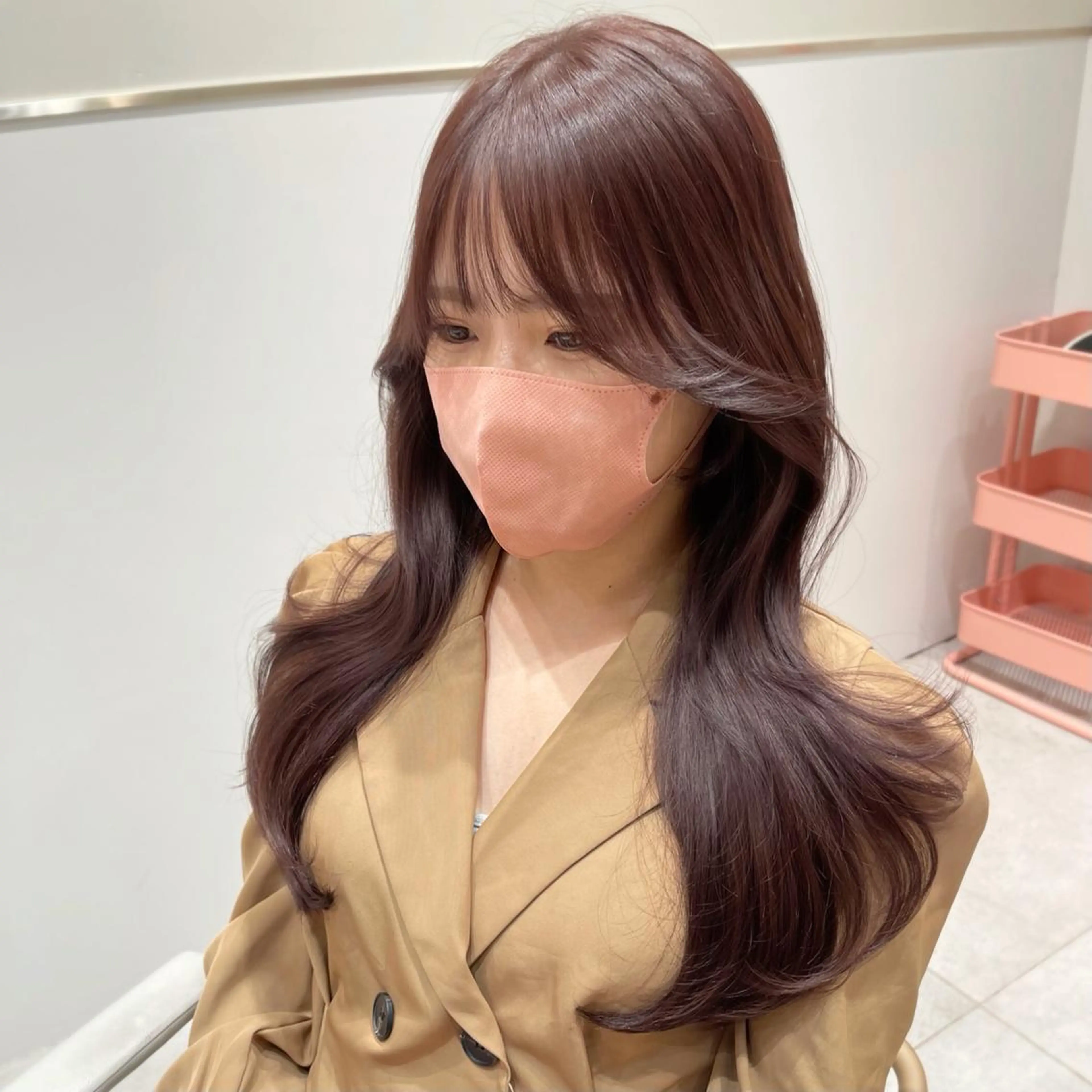 ロング くびれヘア かきあげバング 似合わせカット 小顔カット ワンホンヘア カット ヘアカラー トリートメント ボブパーマ ウルフパーマのヘアスタイル