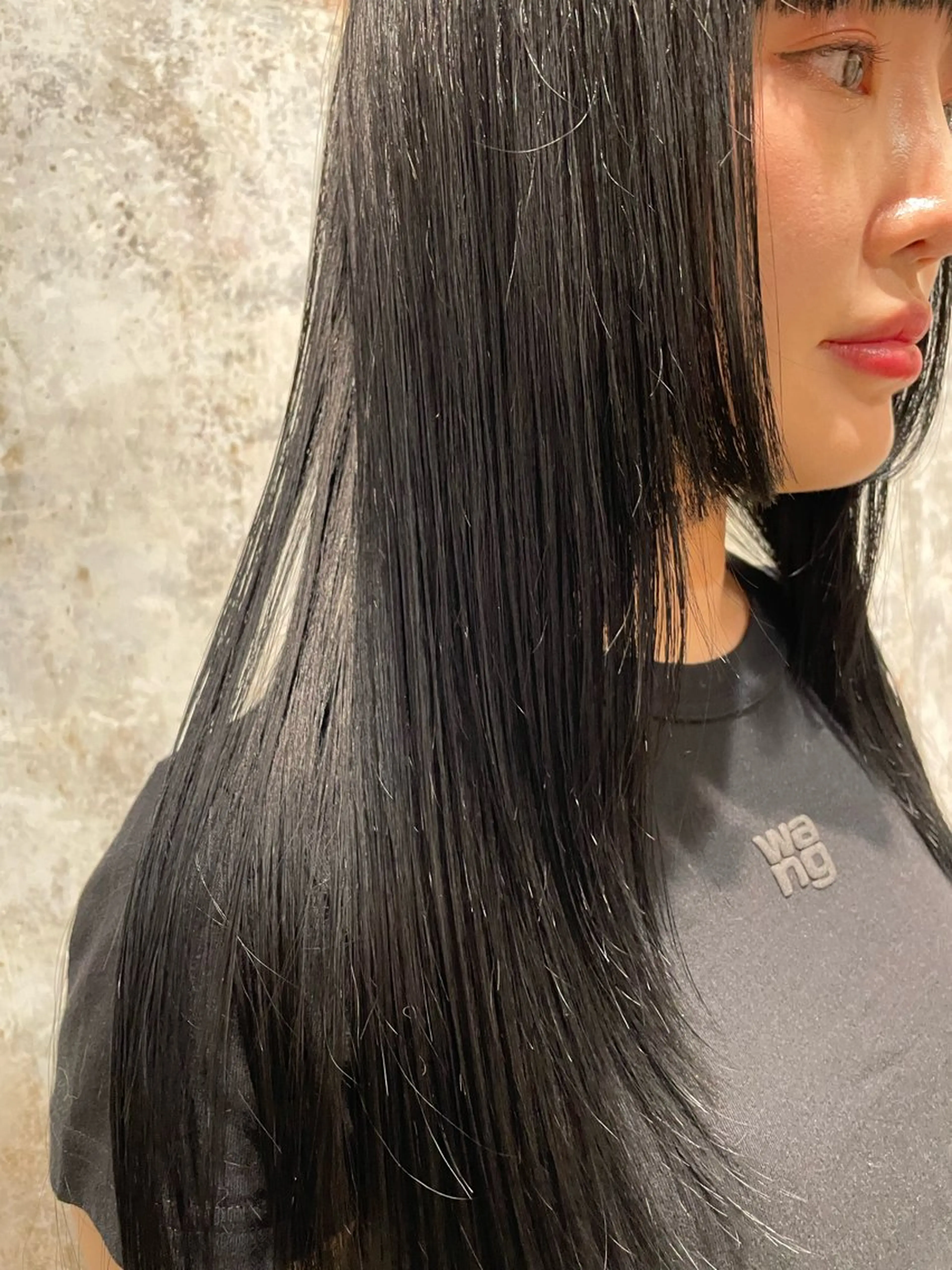 ロング カラー パーマ 黒髪 ブルーカラー ブルーブラック 透明感カラー 顔まわりレイヤー 【お洒落パーマ】 Elme　肥塚康汰郎のヘアスタイル