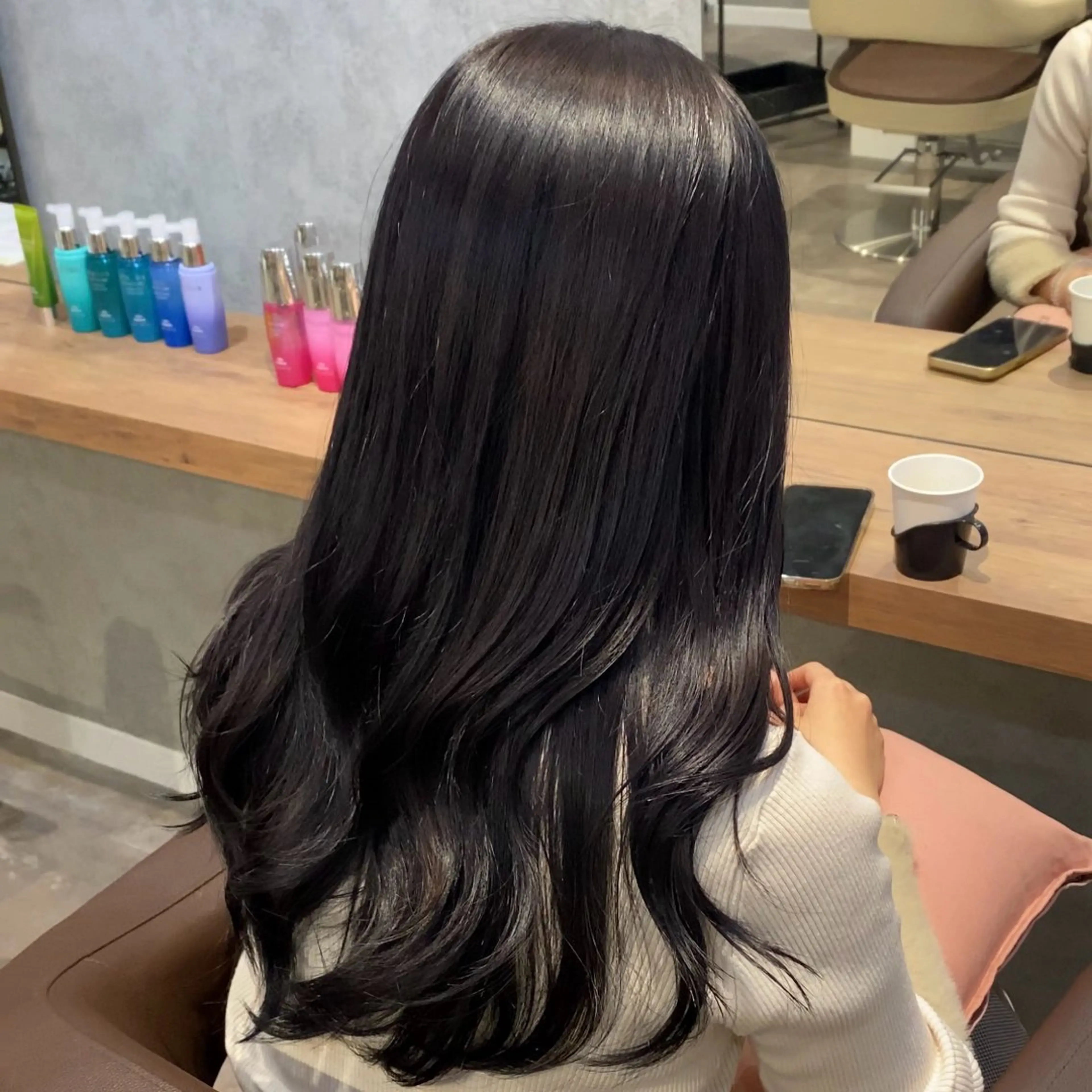 ロング カラー カット ヘアカラー 細めハイライト🩶 ボブ/レイヤーカットのヘアスタイル