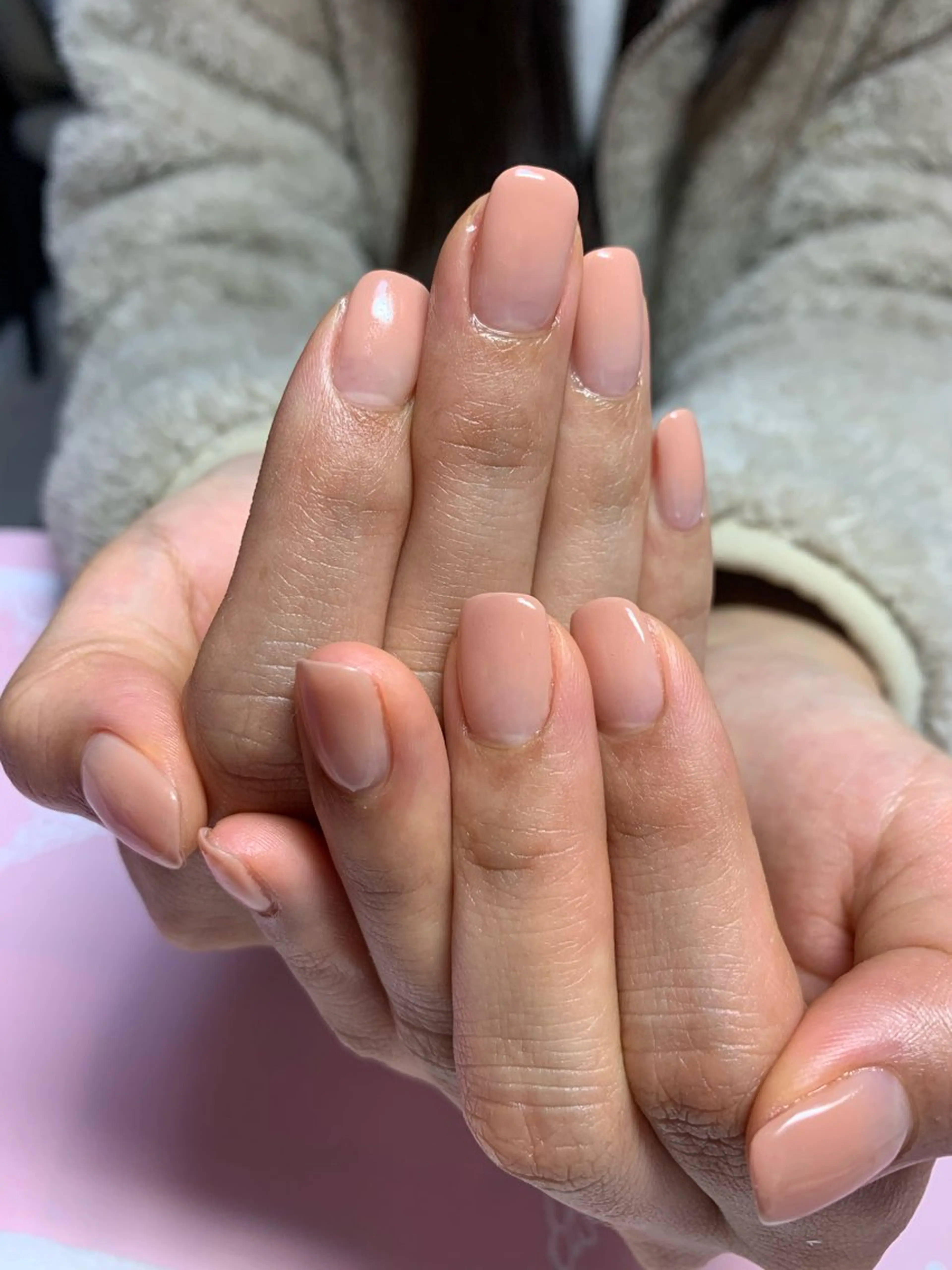 ネイル グラデーション オフィスネイル ハンドネイル 浦和 ペルテネイルのネイルデザイン