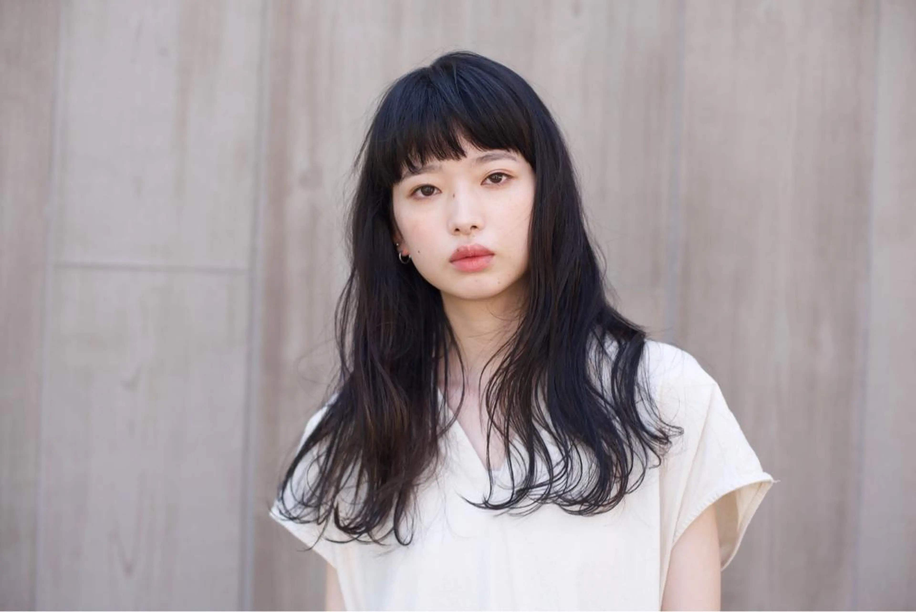 セミロング グレージュ 小林　遼のヘアスタイル