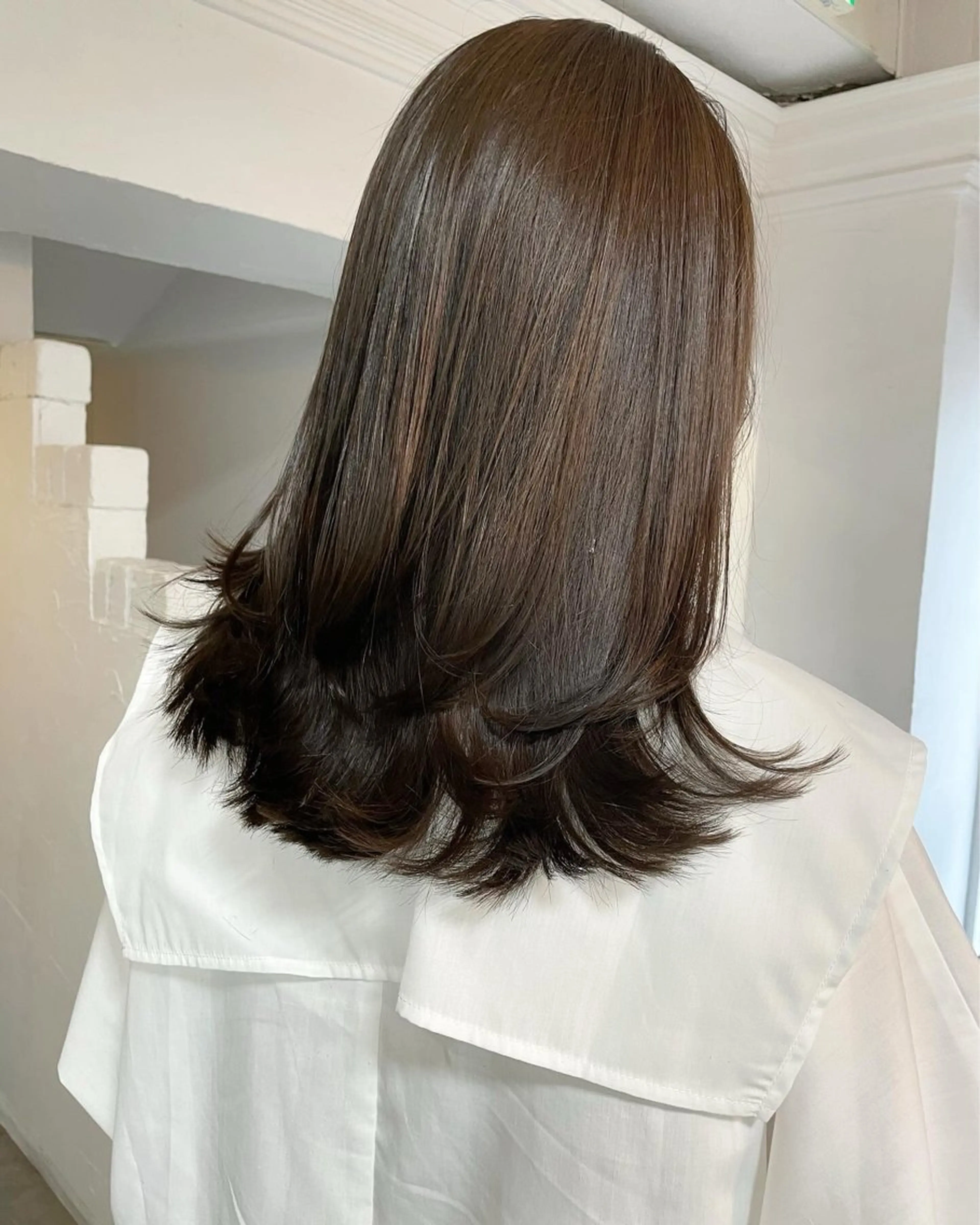 ミディアム カット ヘアカラー トリートメント 平 ちひろのヘアスタイル
