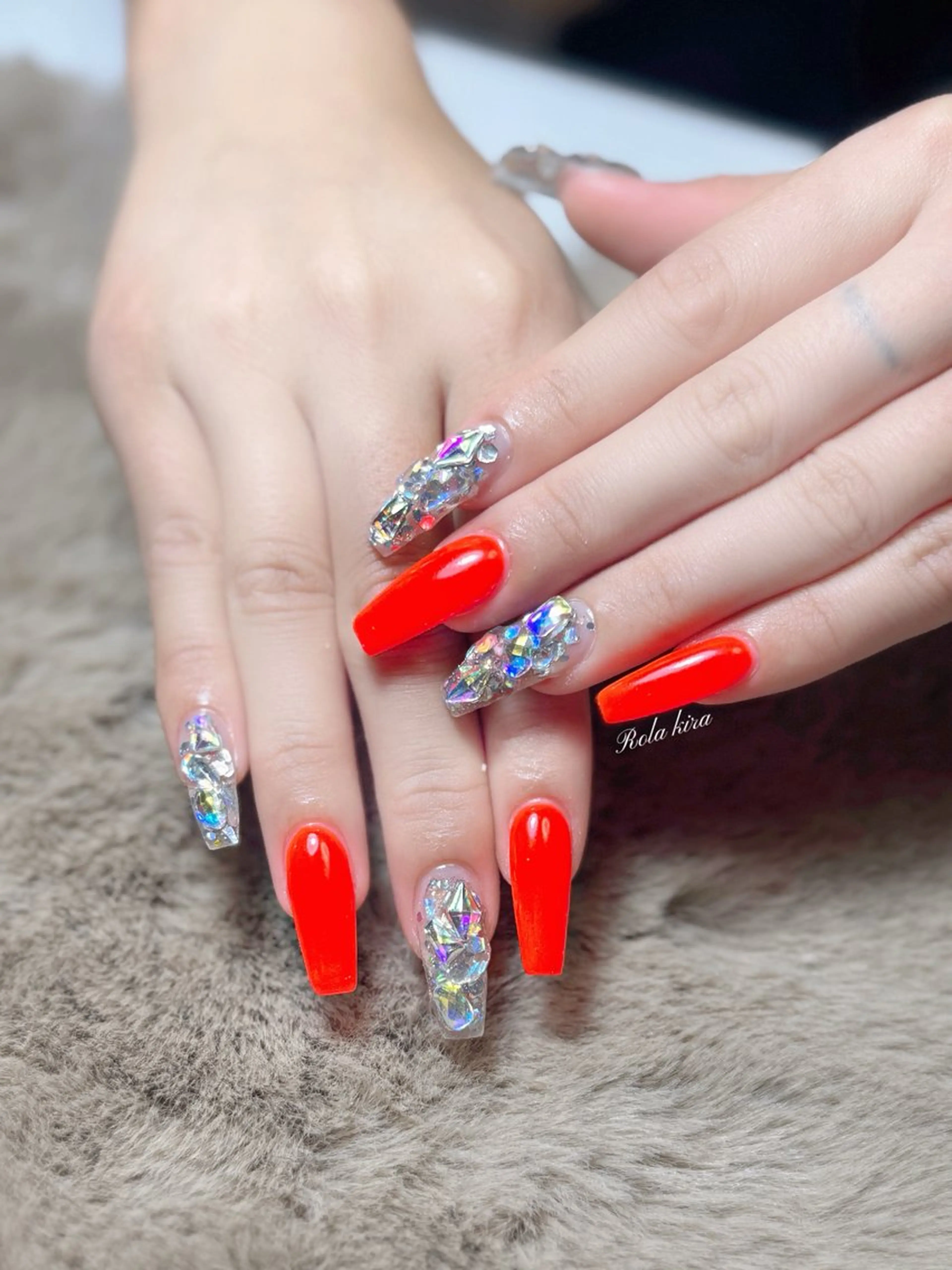 ネイル フレンチネイル ジェルネイル ガラスフレンチ キラキラネイル 韓国ネイル ハンドネイル Rola kira nail salon所属・Rola kira 麗のネイルデザイン